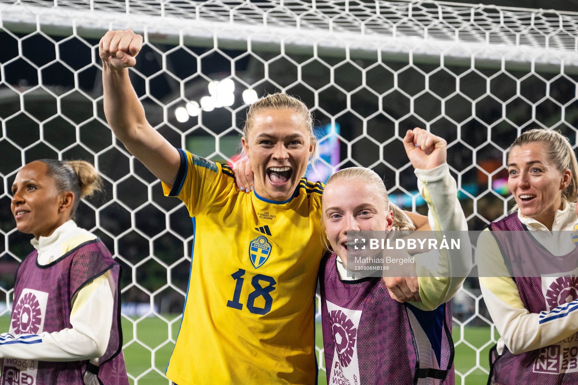 Fridolina Rolfö and Anna Sandberg of Sweden celebrate