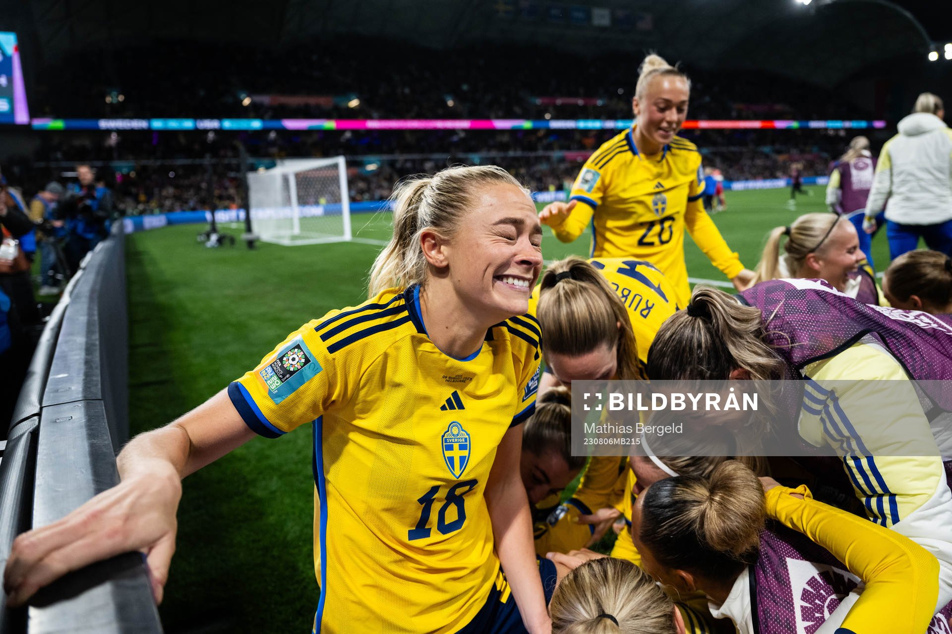 Fridolina Rolfö of Sweden celebrates