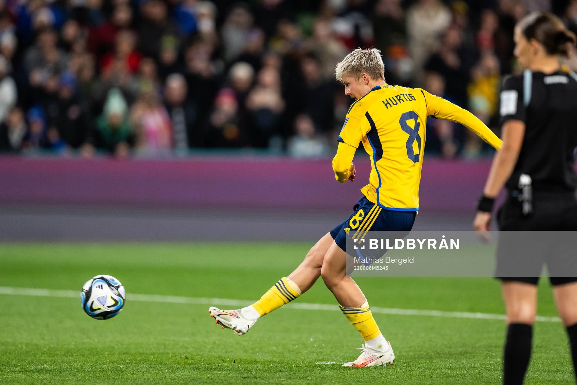 Lina Hurtig of Sweden scores the decisive goal