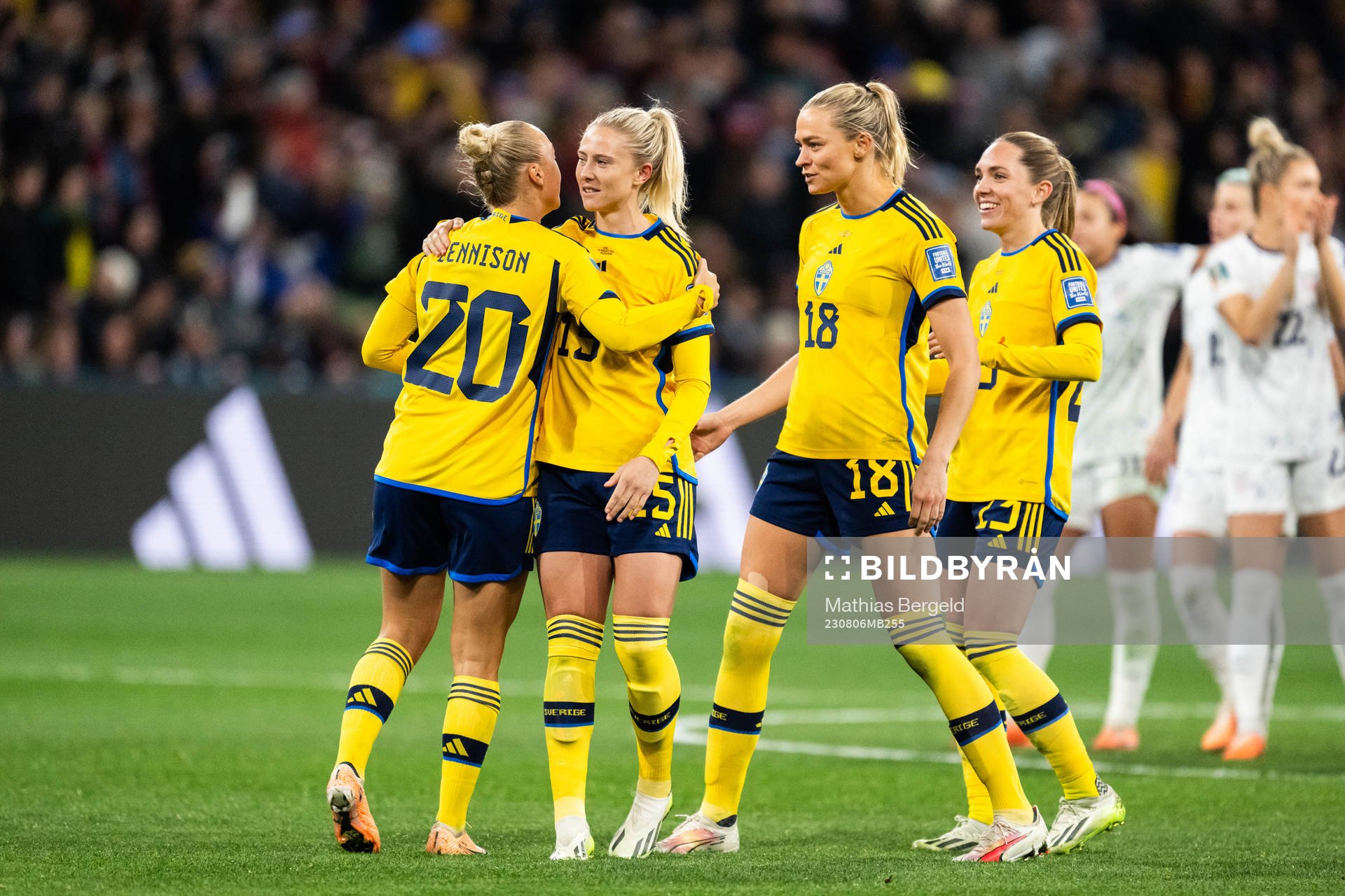 Hanna Bennison of Sweden celebrate with team mates