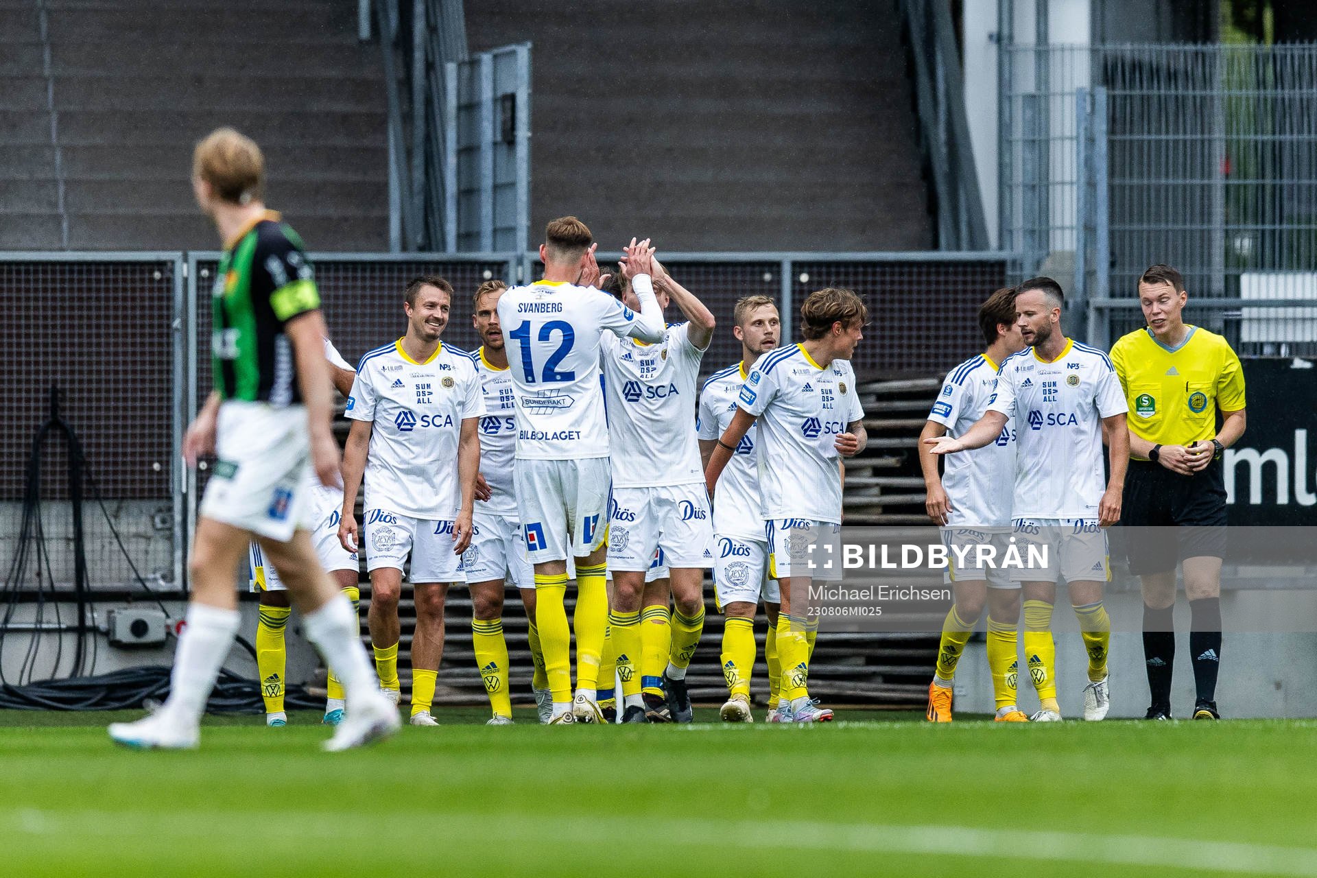 GIF Sundsvalls spelare jublar