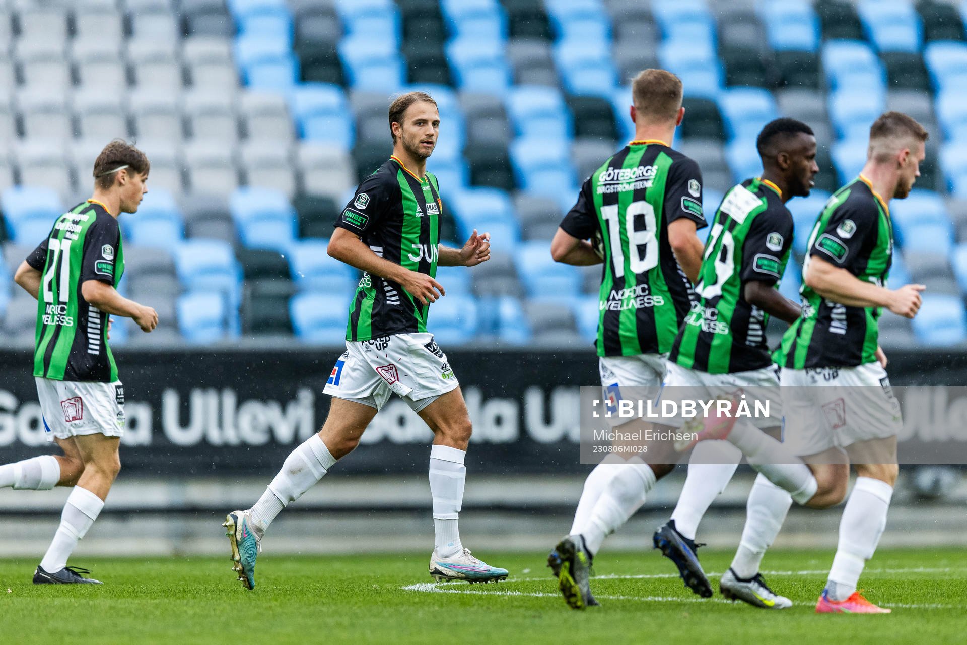 GAISs Gustav Lundgren och Alexander Ahl Holmström jublar efter 2-2 under fotbollsmatchen i Superettan mellan GAIS och GIF Sundsvall den 6 augusti 2023 i Göteborg.