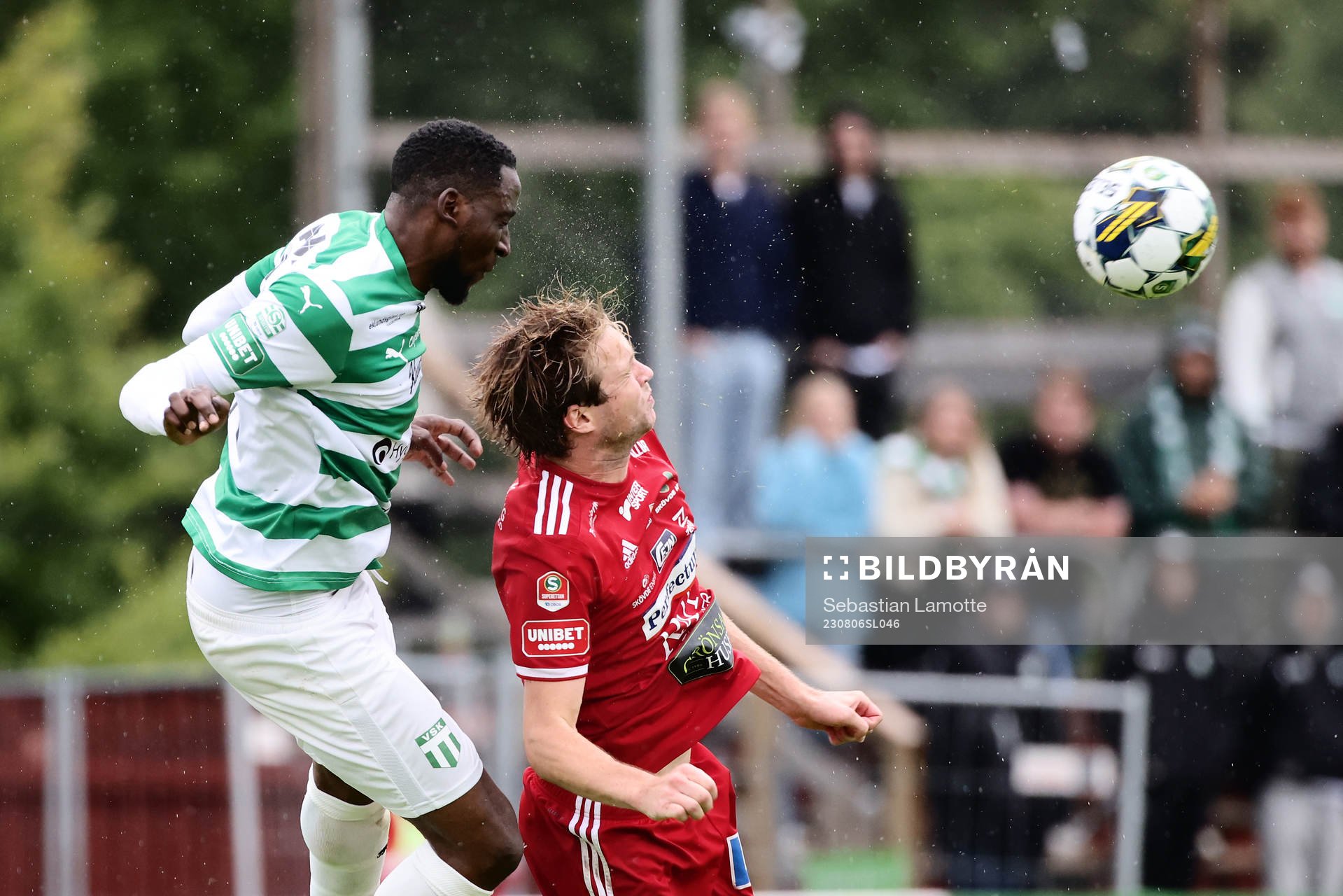 Skövde AIKs Mikael Mörk och Västerås SKs Frederic