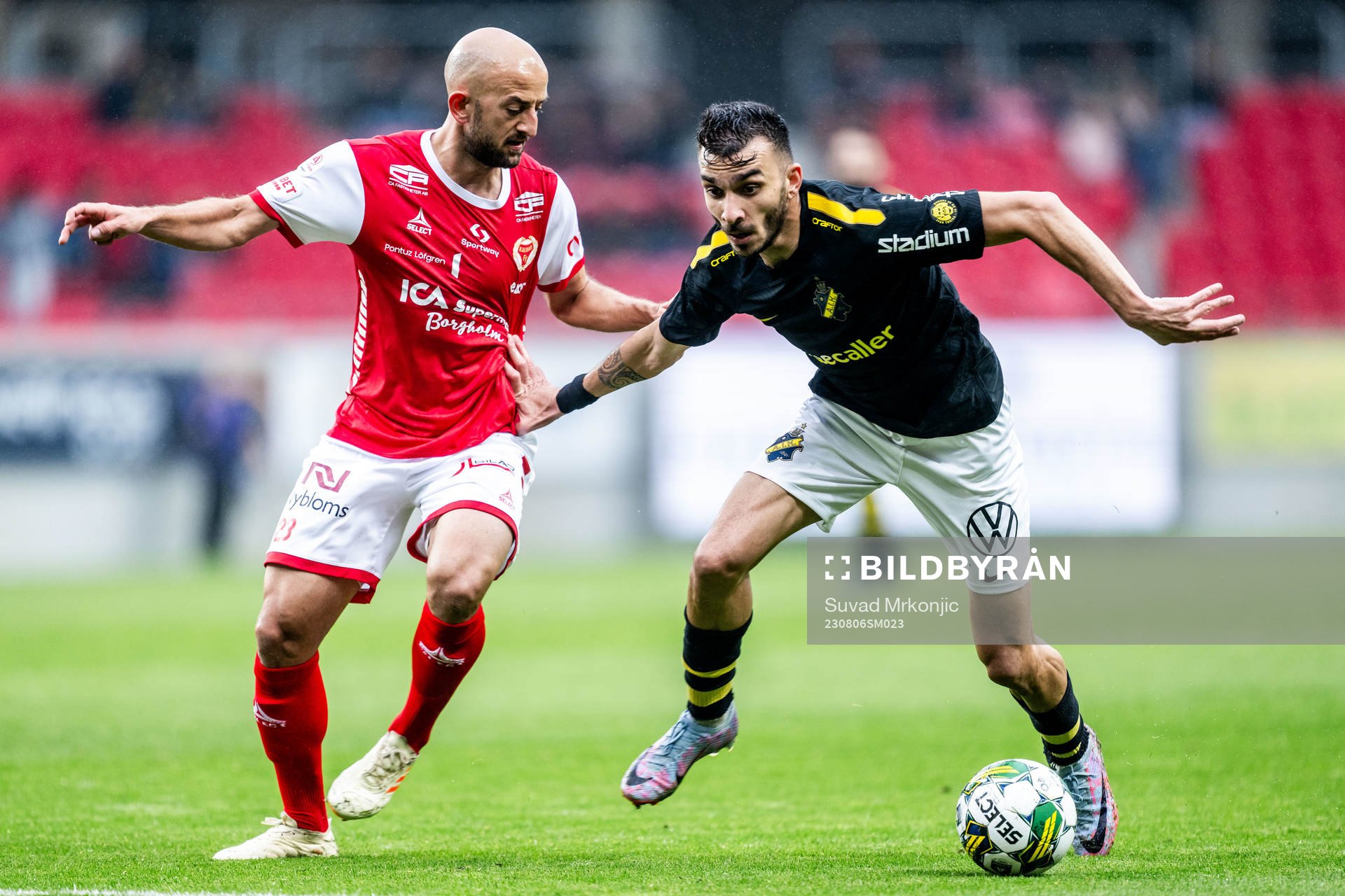 Kalmars David Kristjan Olafsson och AIKs Ioannis Pittas