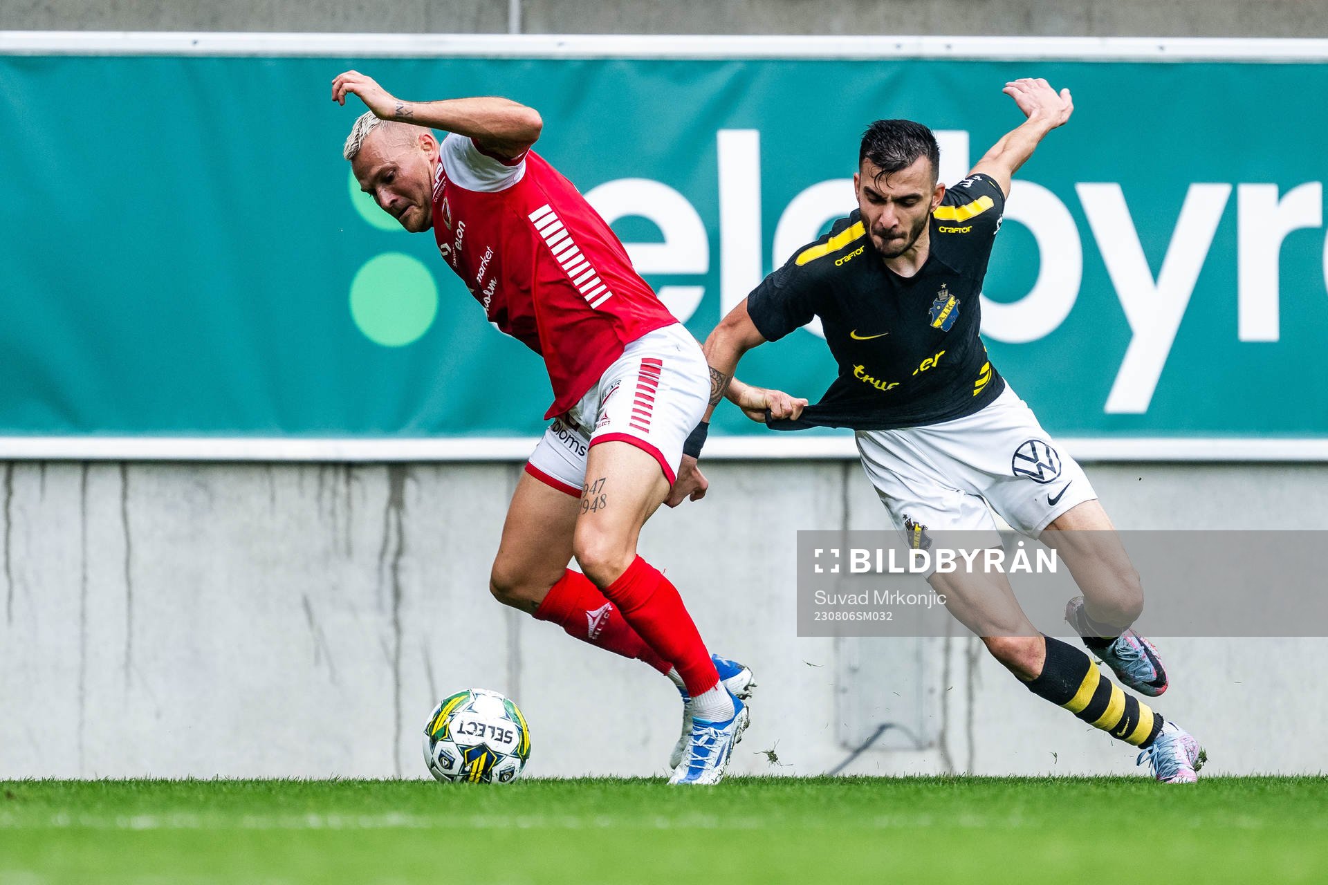 Kalmars Rasmus Sjöstedt och AIKs Ioannis Pittas