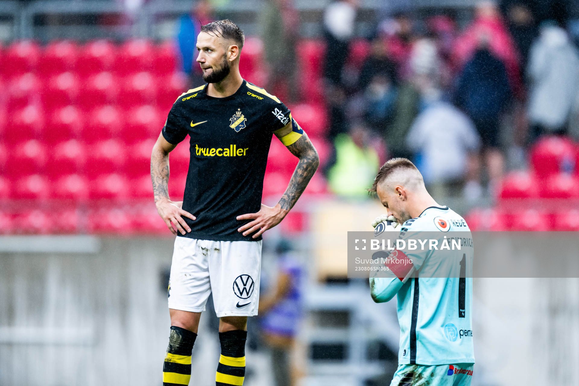 AIKs Alexander Milosevic och Kalmars målvakt Ricardo