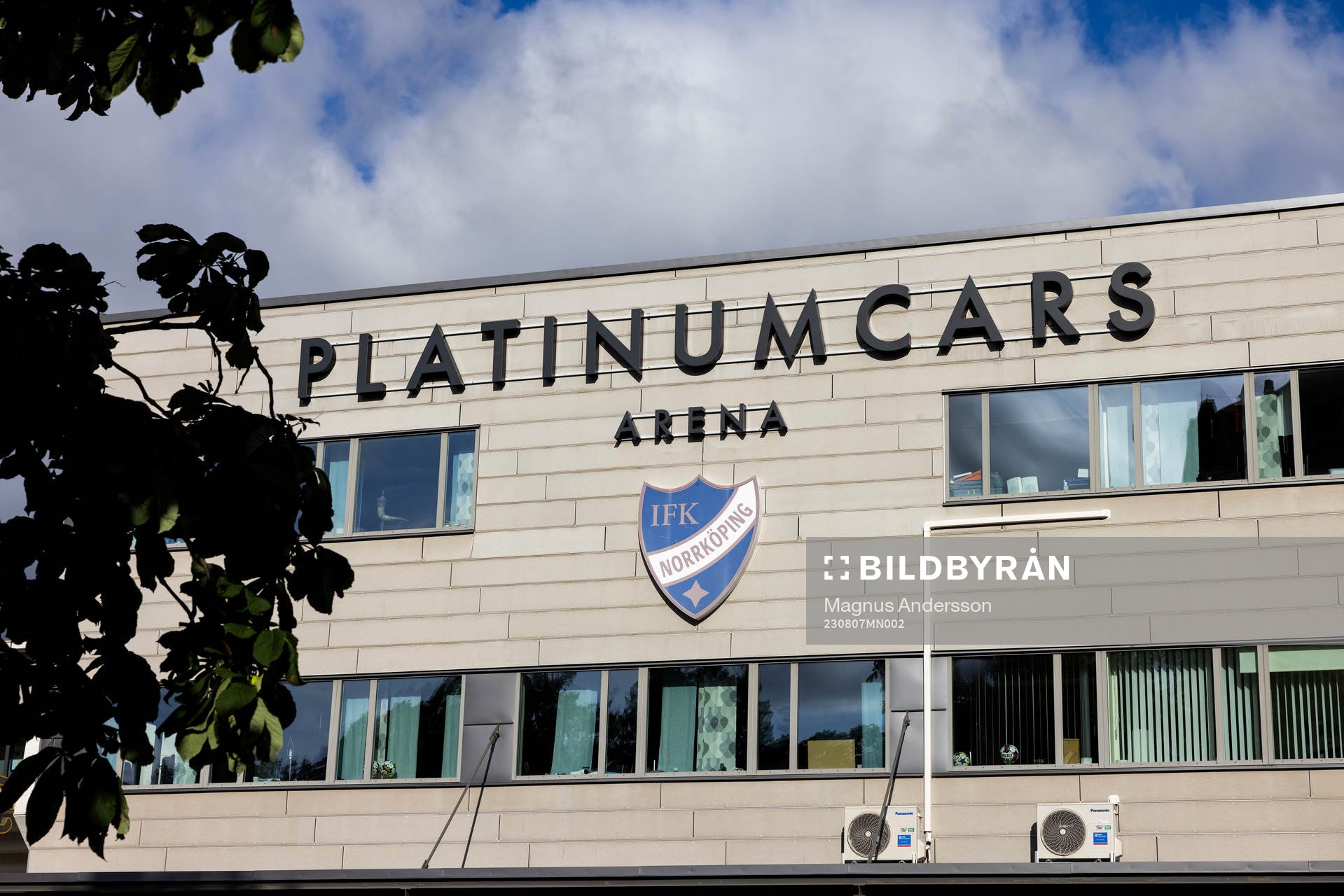 Platinumcars Arena