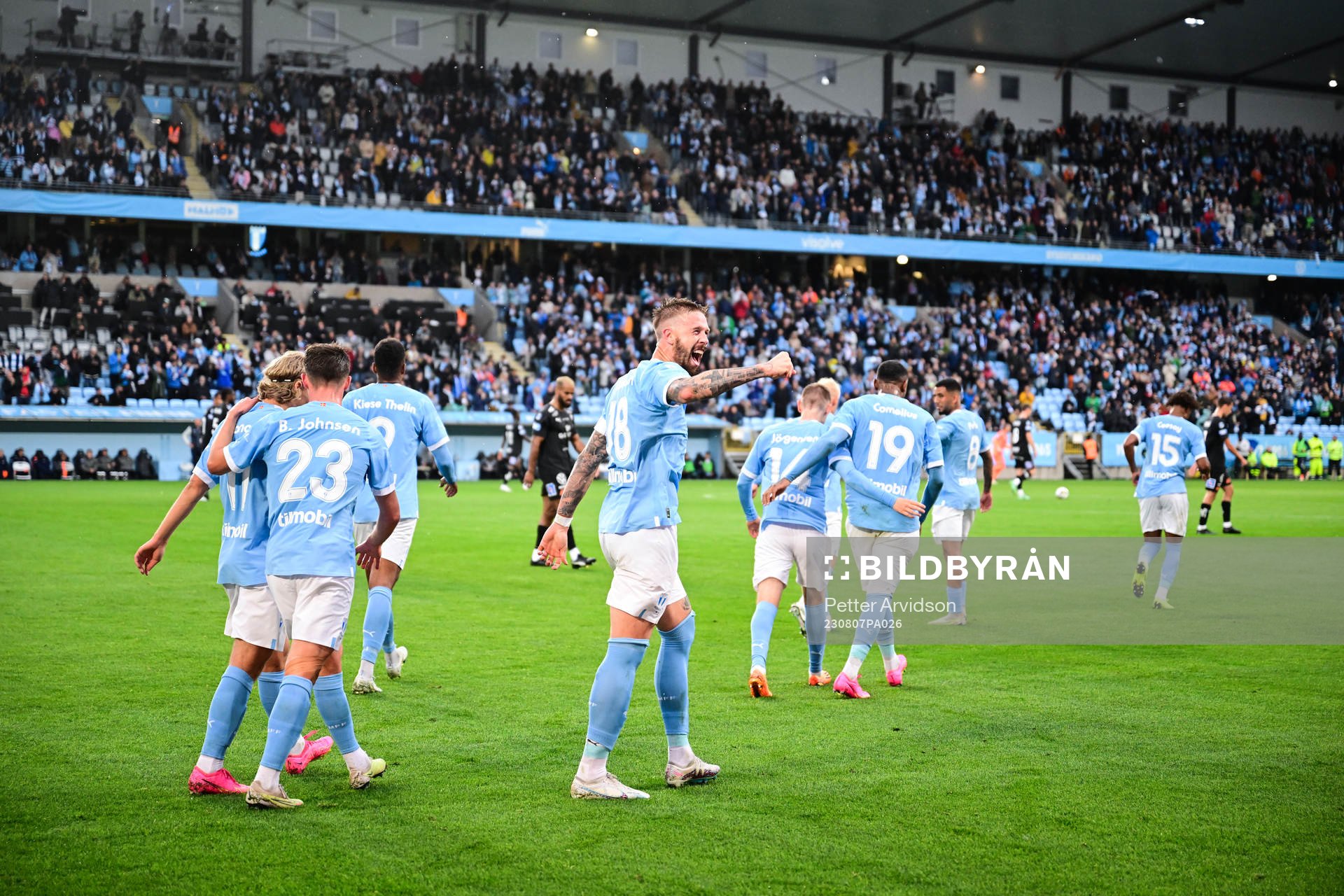 Malmö FFs Pontus Jansson jublar