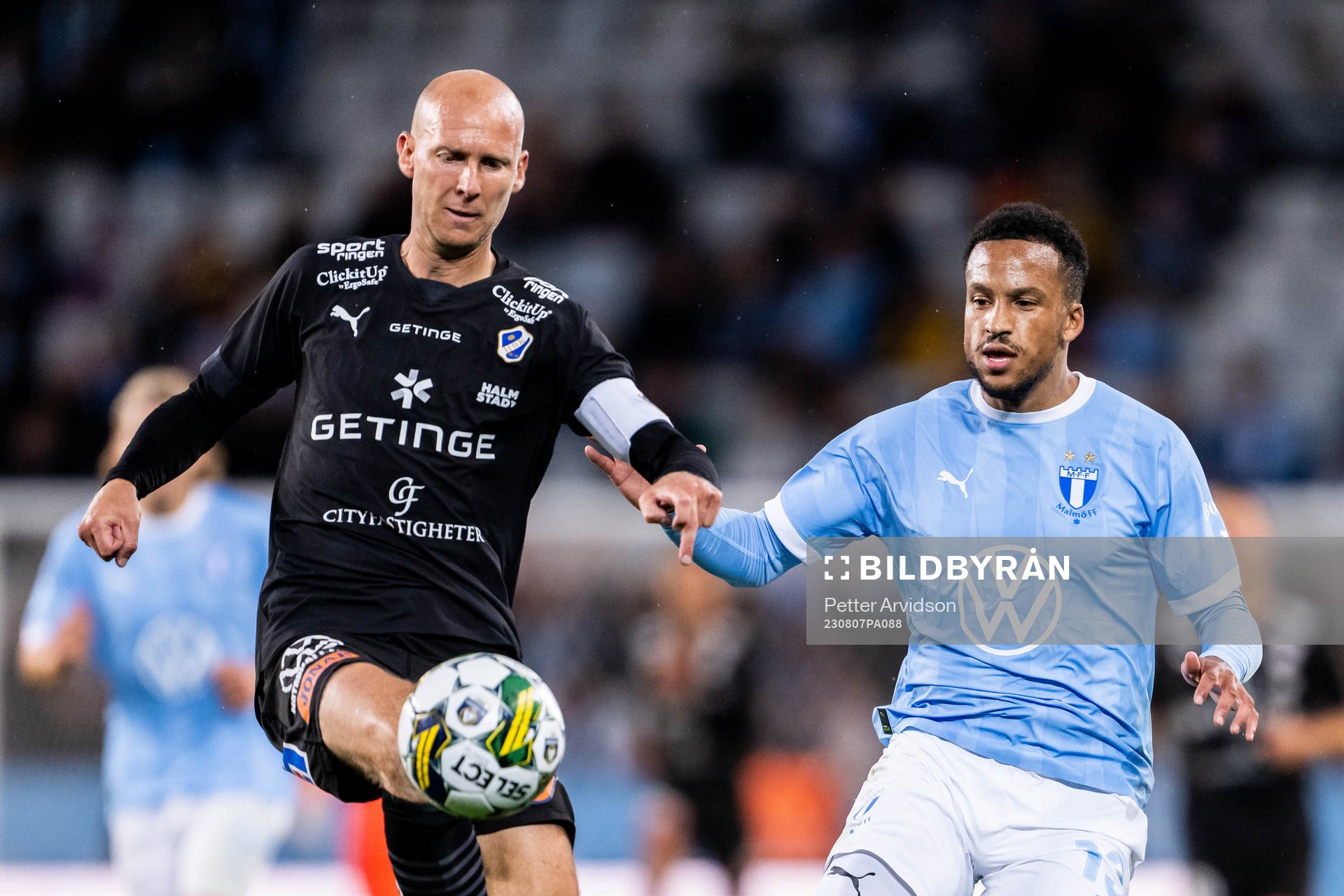 Halmstads Andreas Johansson och Malmö FFs Martin Olsson