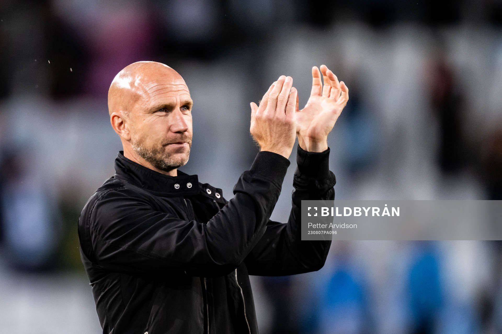 Malmö FFs tränare Henrik Rydström jublar