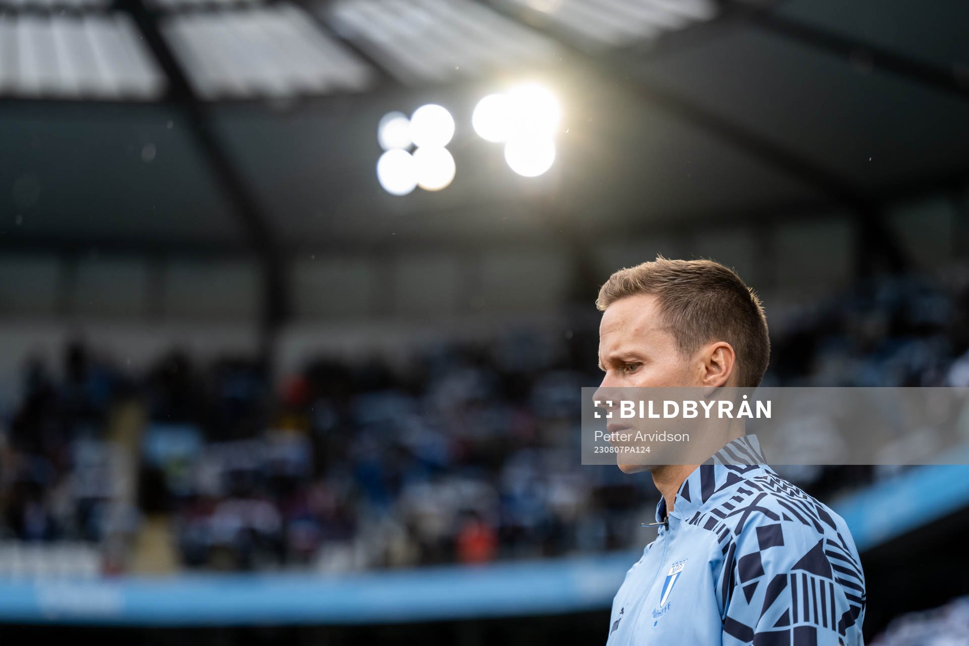 Malmö FFs Niklas Moisander gör entré