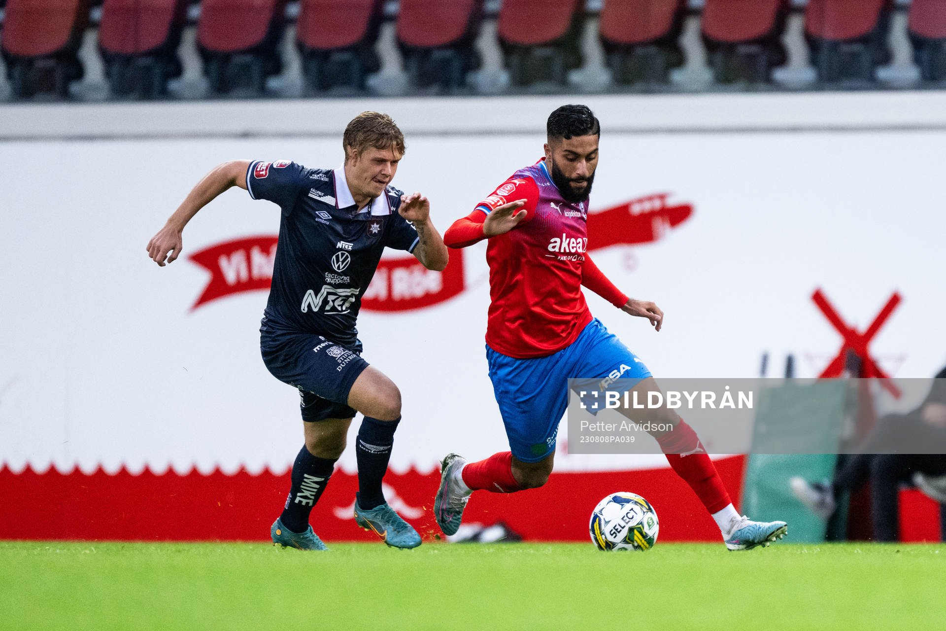 Örgrytes Kevin Holmén och Helsingborgs Amin Al-Hamawi