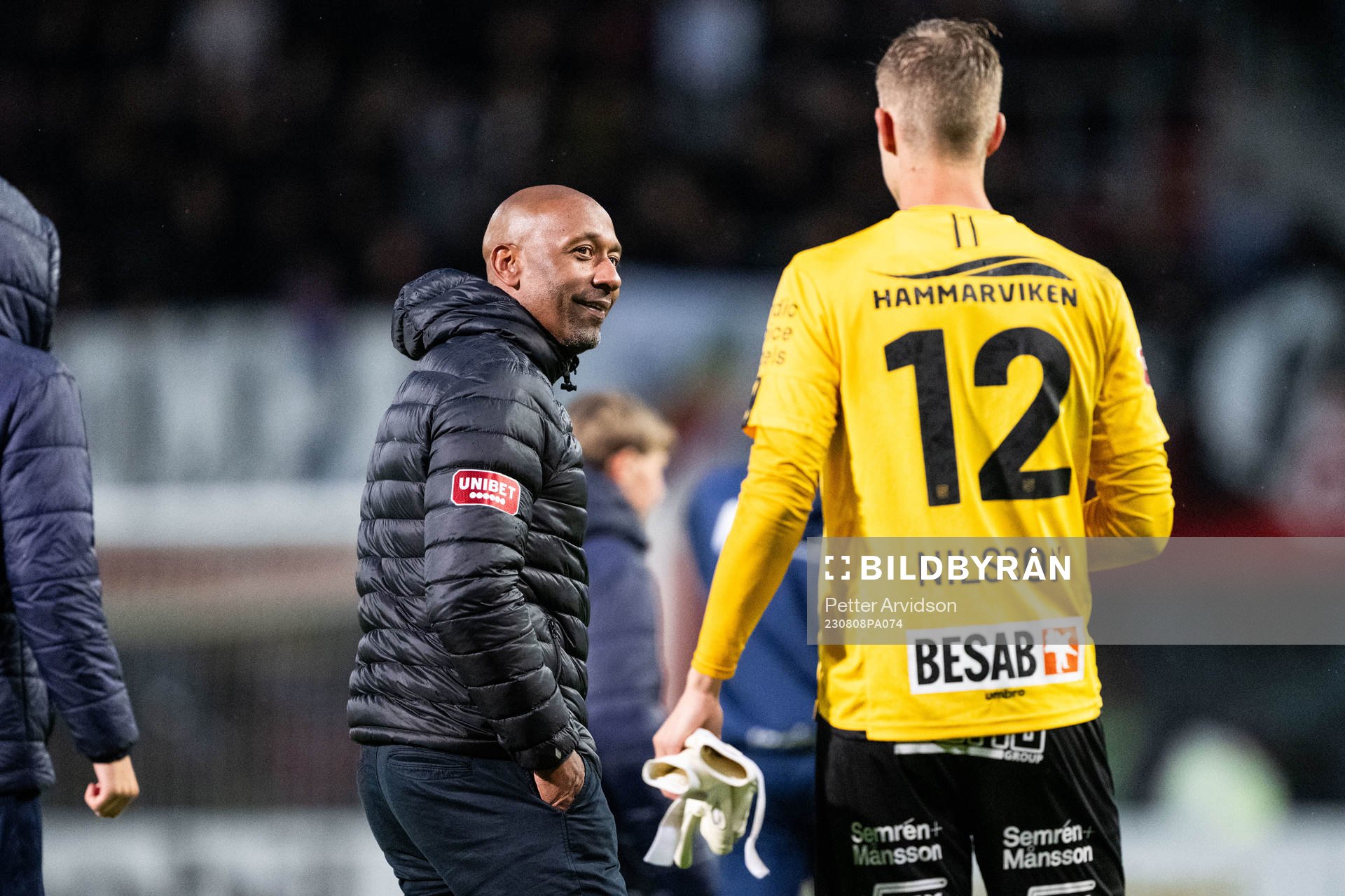 Örgrytes tränare Jeffrey Aubynn och målvakt Mathias