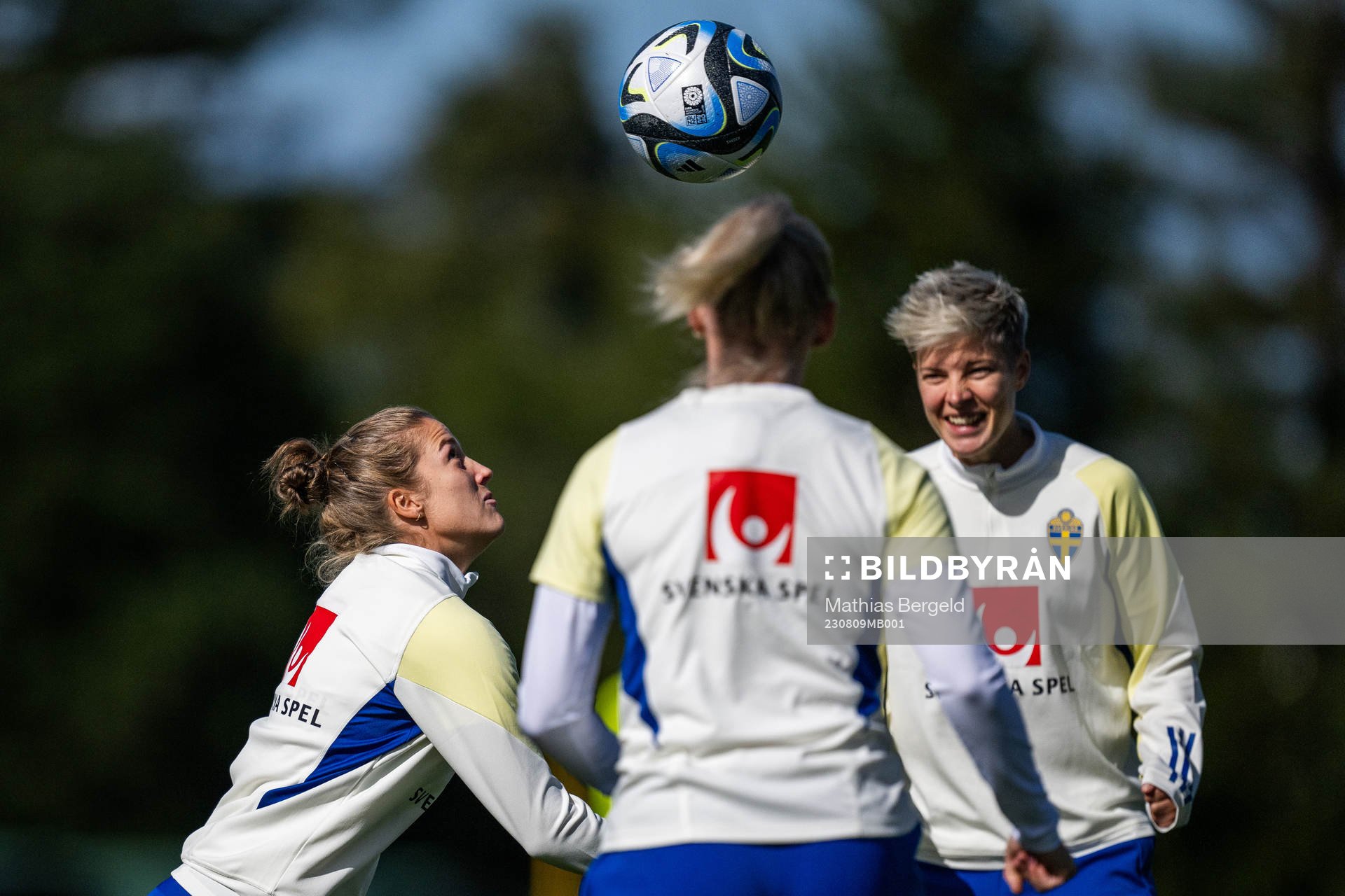 Filippa Angeldahl and Lina Hurtig of the Swedish women's