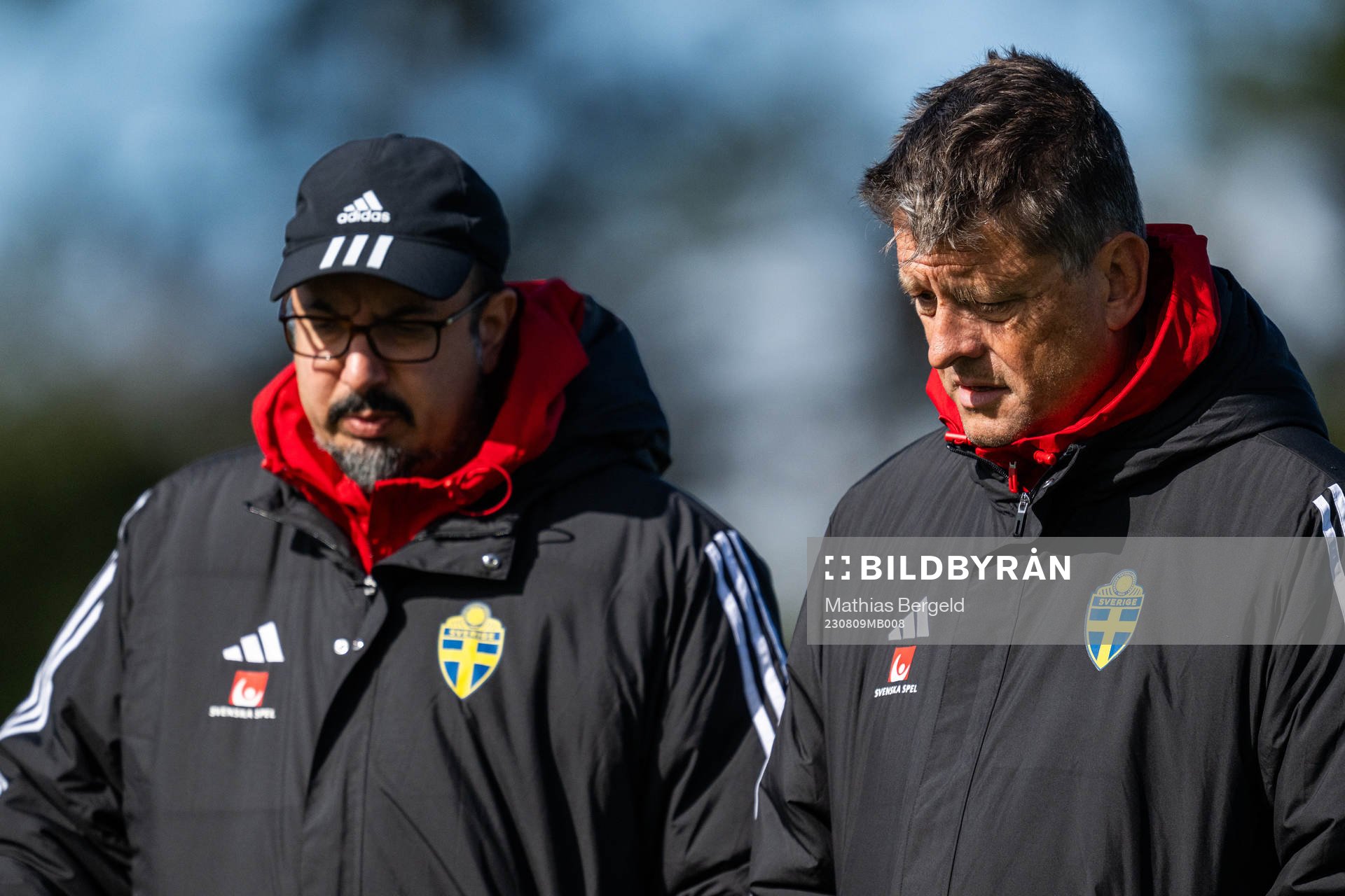 Medical doctor Houman Ebrahimi and medical doctor Mats Börjesson of the Swedish women's national football team at a training session during the FIFA Women's World Cup on August 9, 2023 in Auckland.