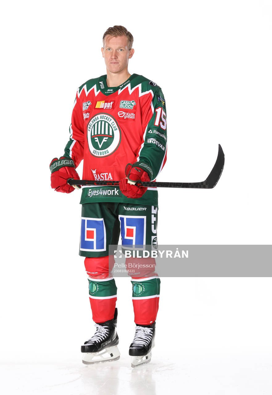 Frölundas Gustav Rydahlposerar för ett porträtt