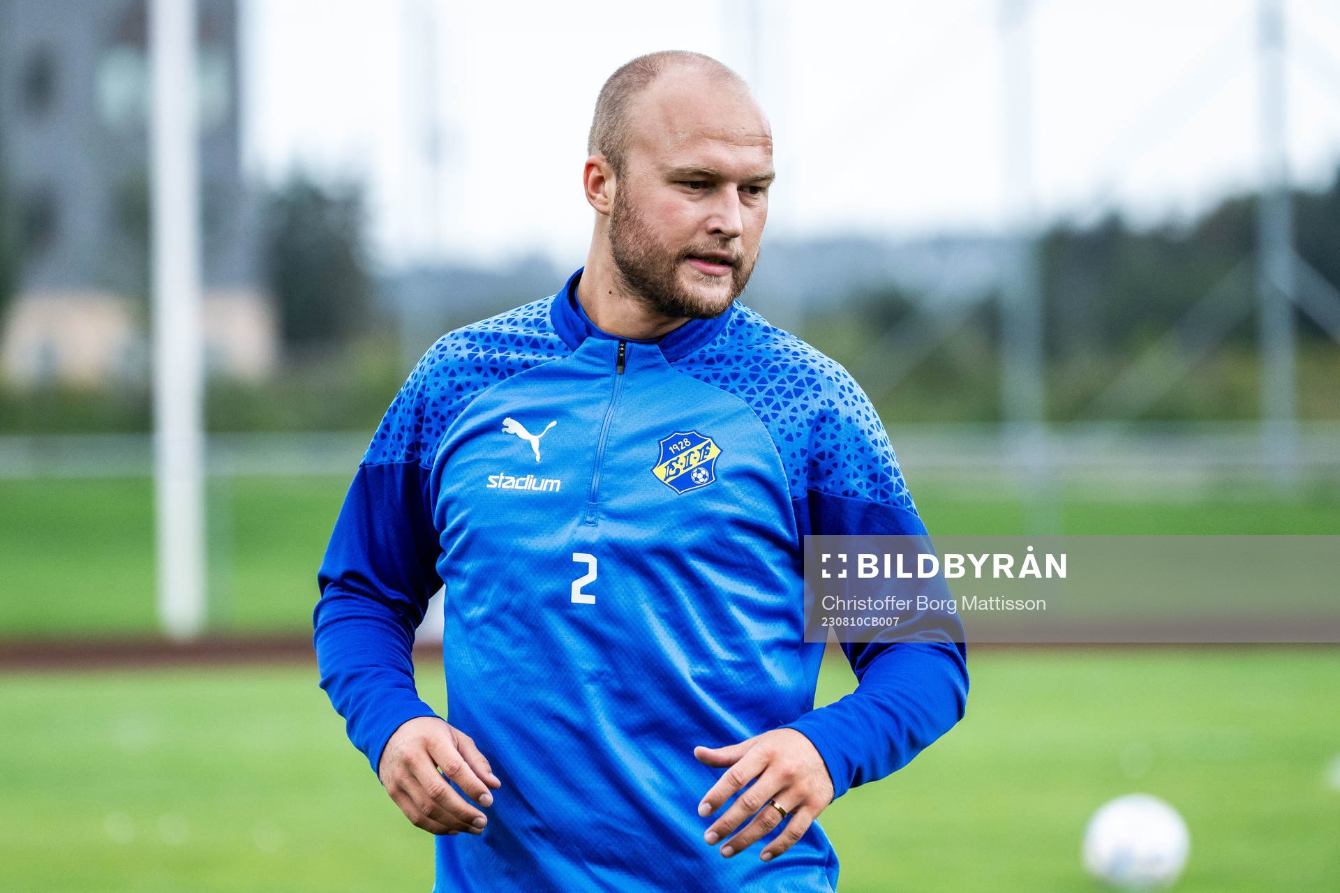 Eskilsminne IFs Christian Ljungberg värmer upp