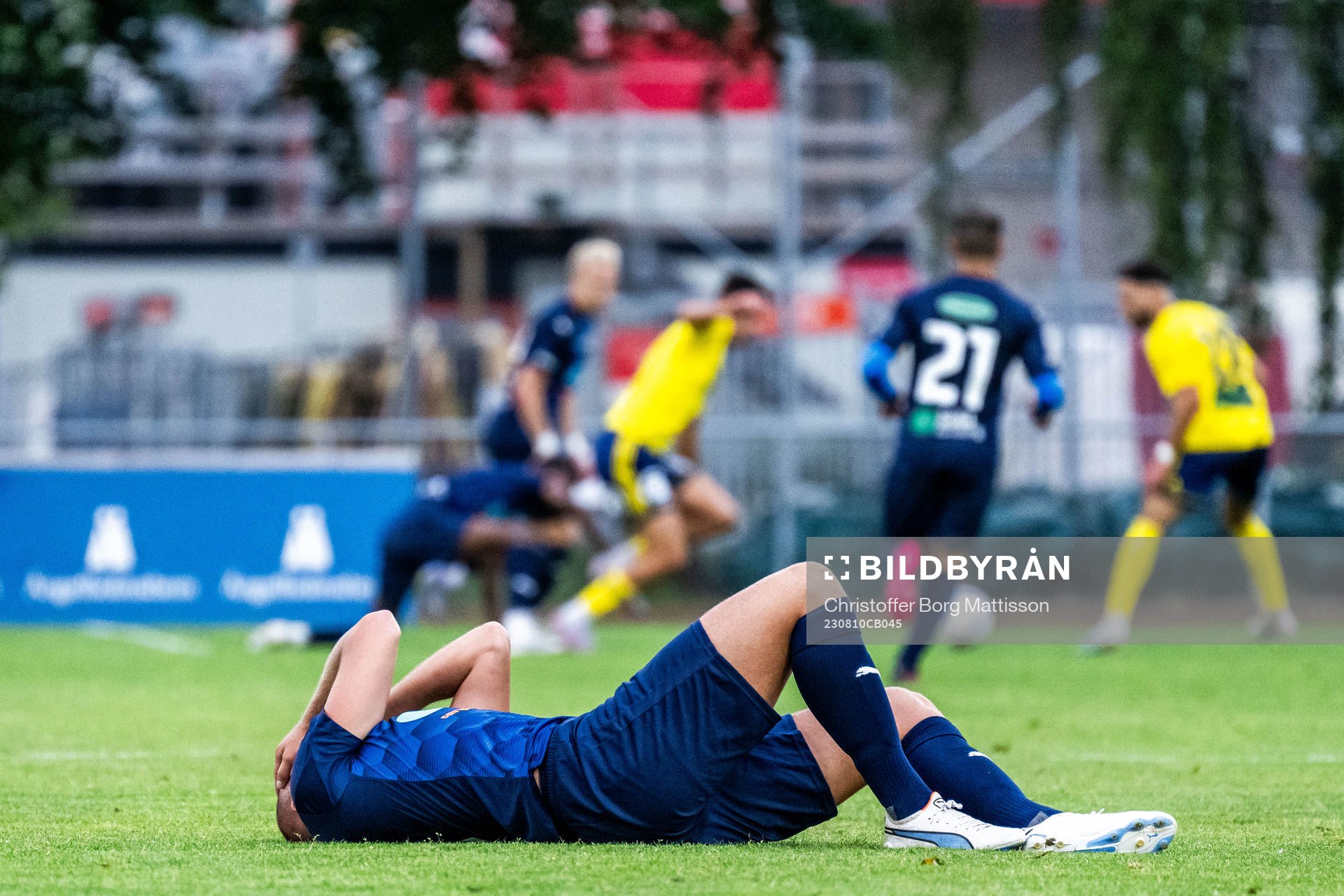 Eskilsminne IFs Christian Ljungberg har ont