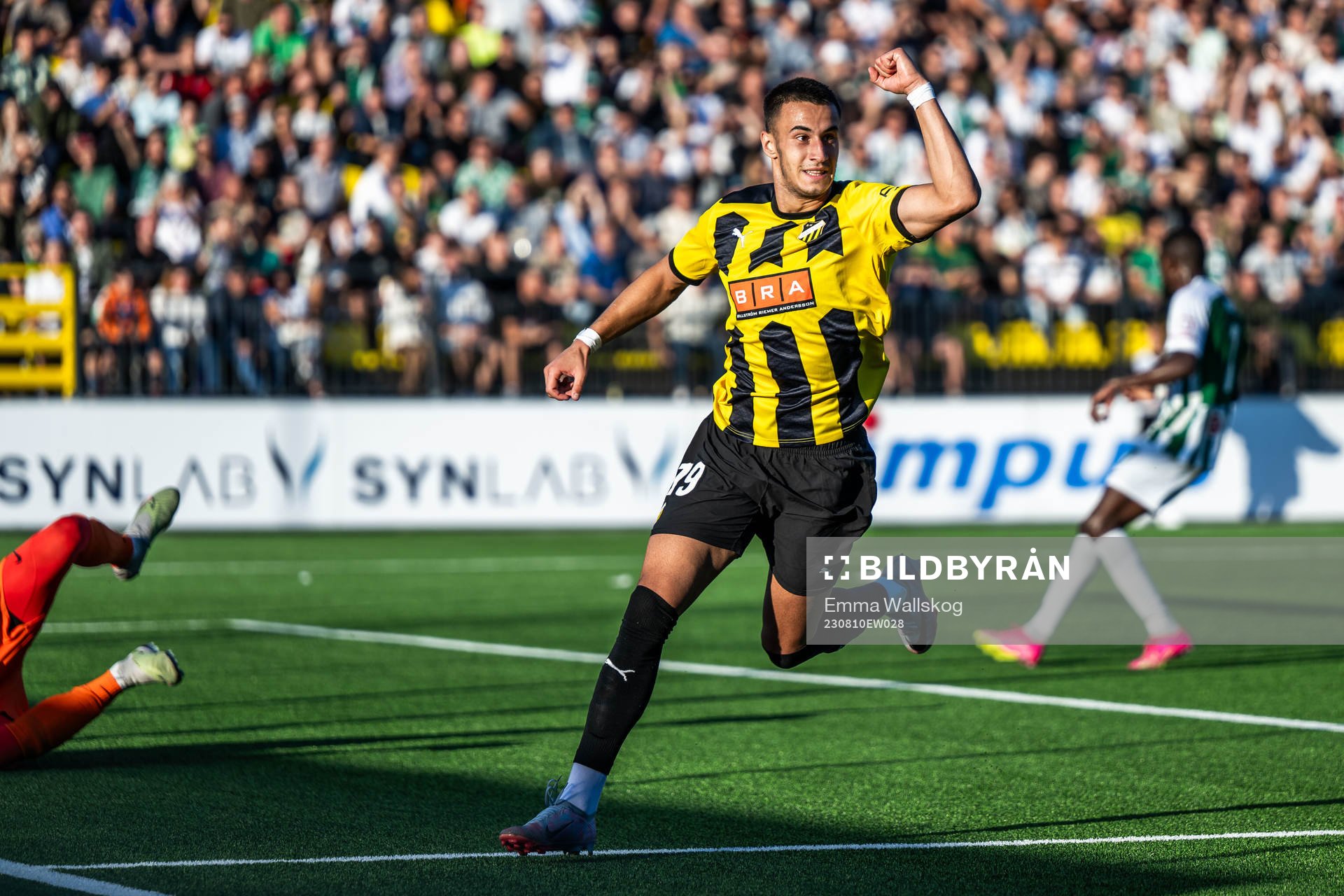Srdjan Hrstic of Häcken celebrates
