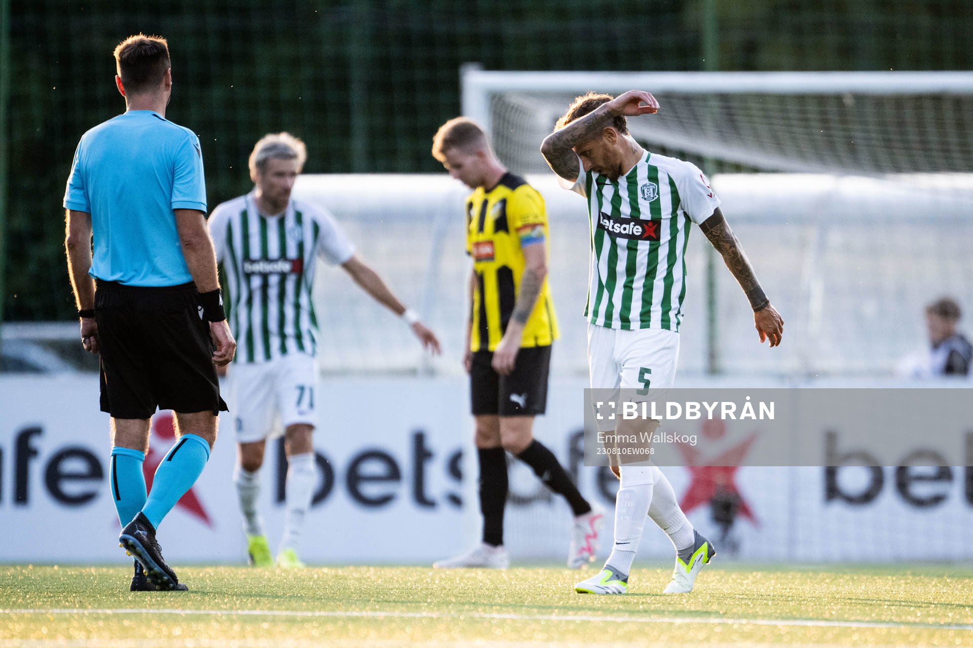 Niolás Gorobsov of Zalgiris Vilnius looks dejected