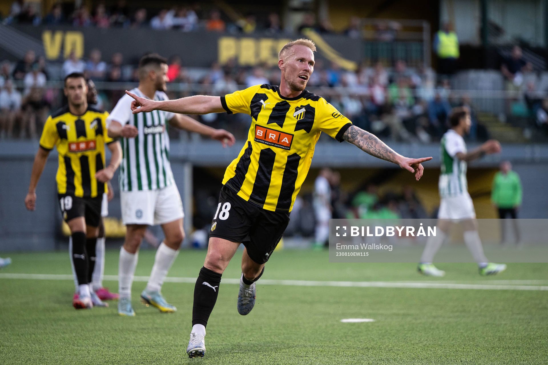 Mikkel Rygaard Jensen of Häcken celebrates