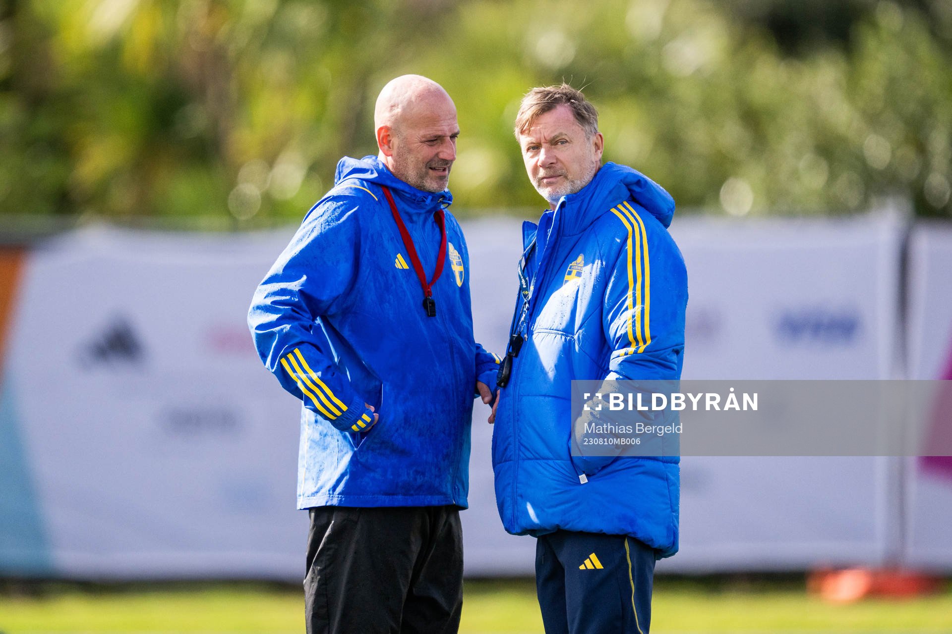 Assistant coach Magnus Wikman and head coach Peter