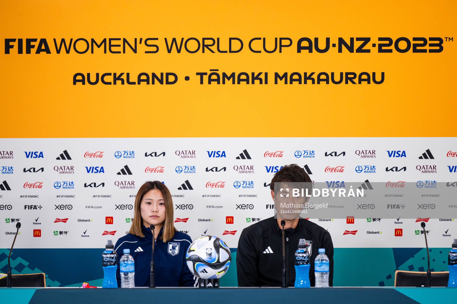 Fuka Nagano and head coach Ikeda Futoshi of the Japanese