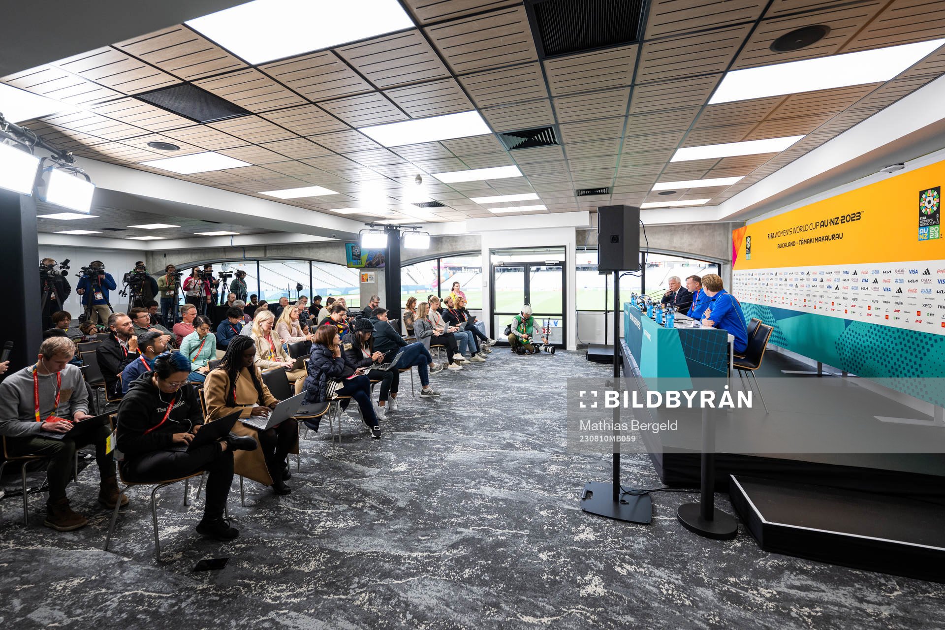 Head coach Peter Gerhardsson and press officer Fredrik