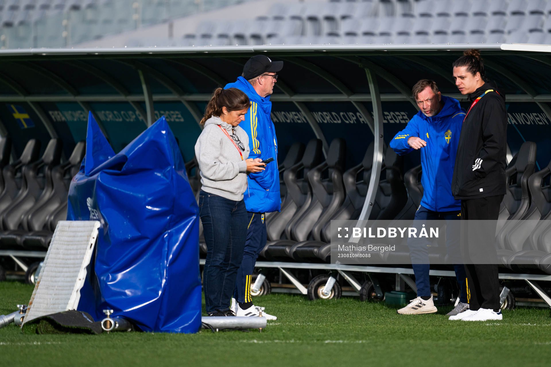 Goalkeeper coach Leif Troedsson and head coach Peter