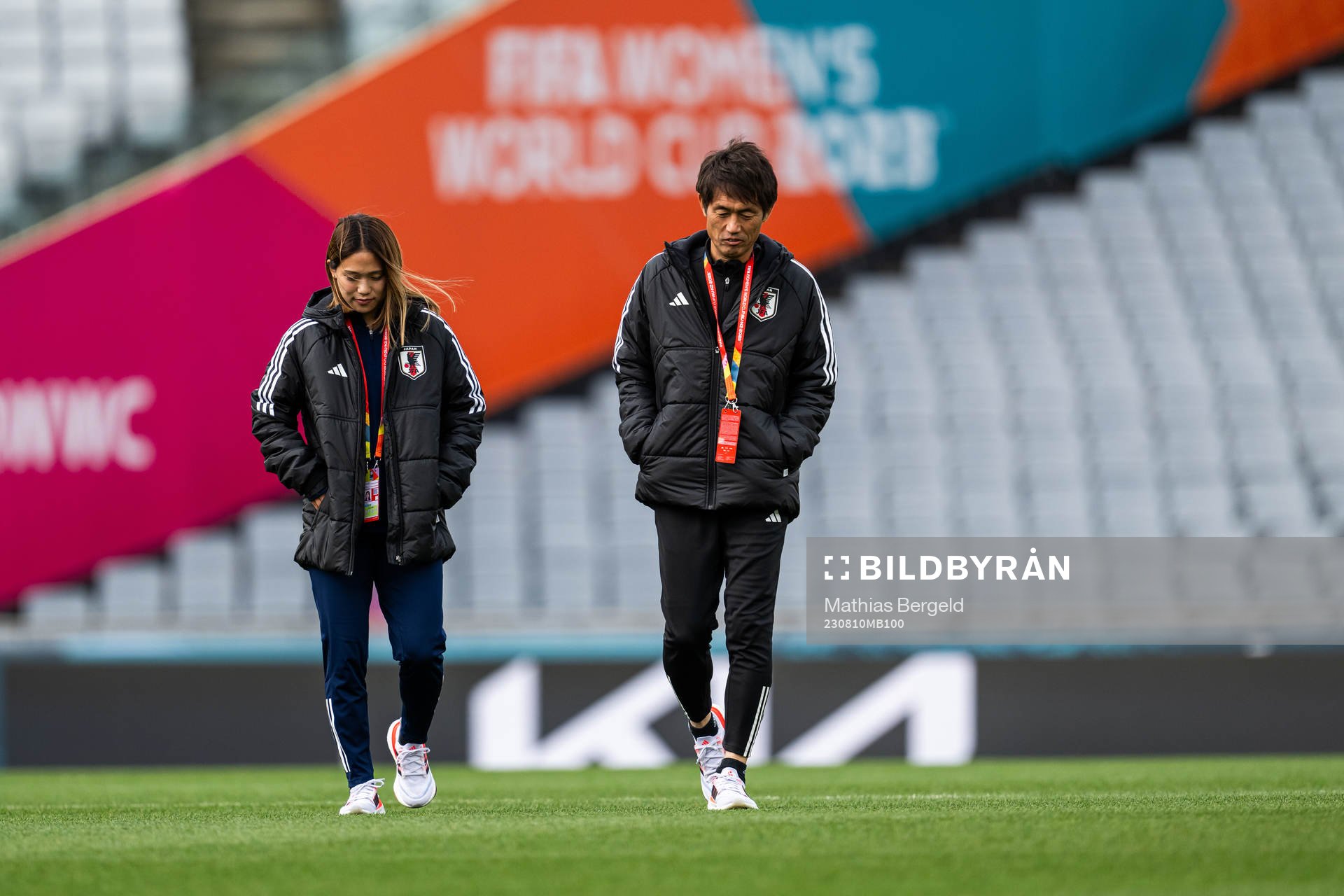 Fuka Nagano and head coach Ikeda Futoshi of the Japanese
