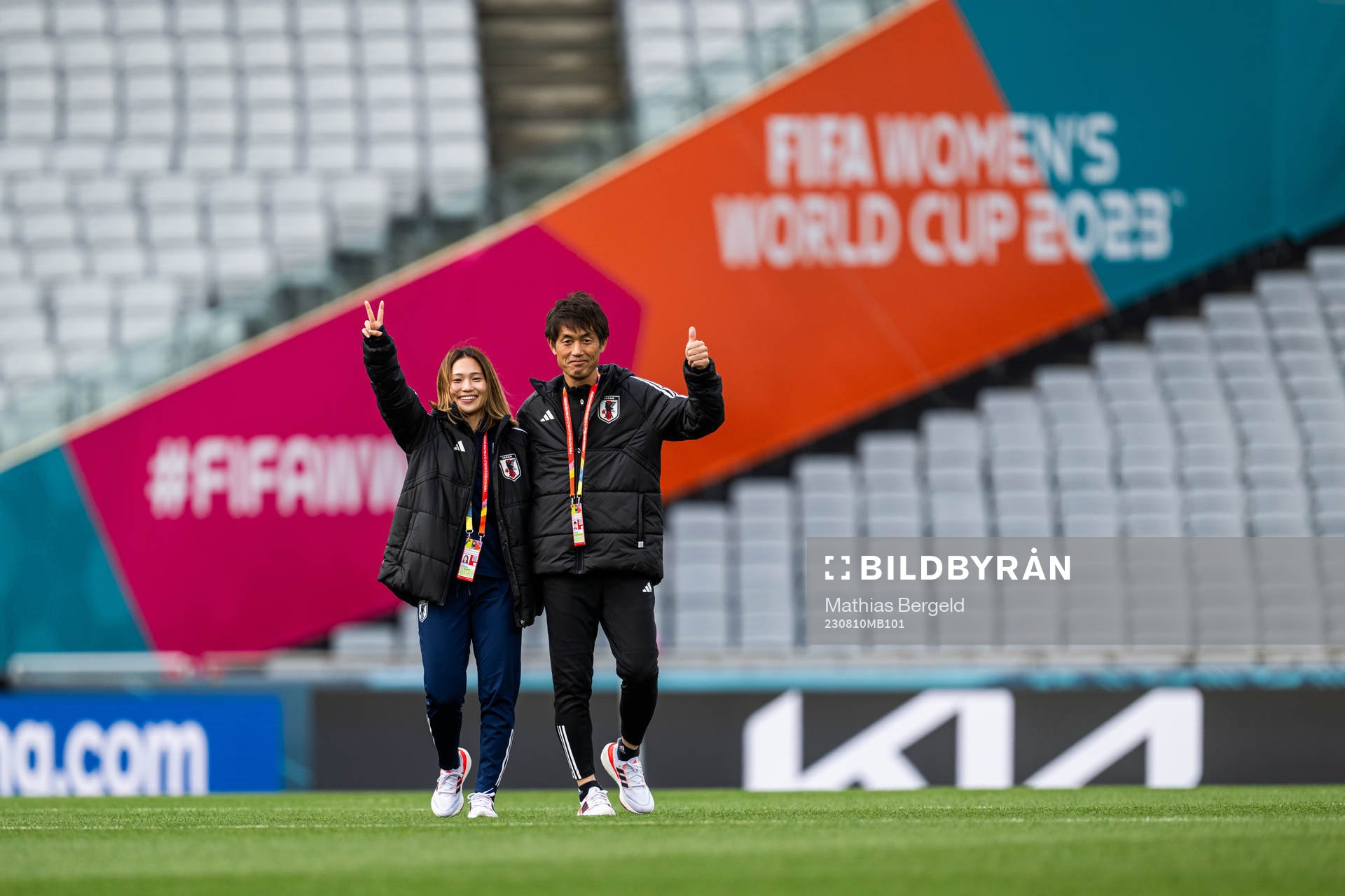 Fuka Nagano and head coach Ikeda Futoshi of the Japanese