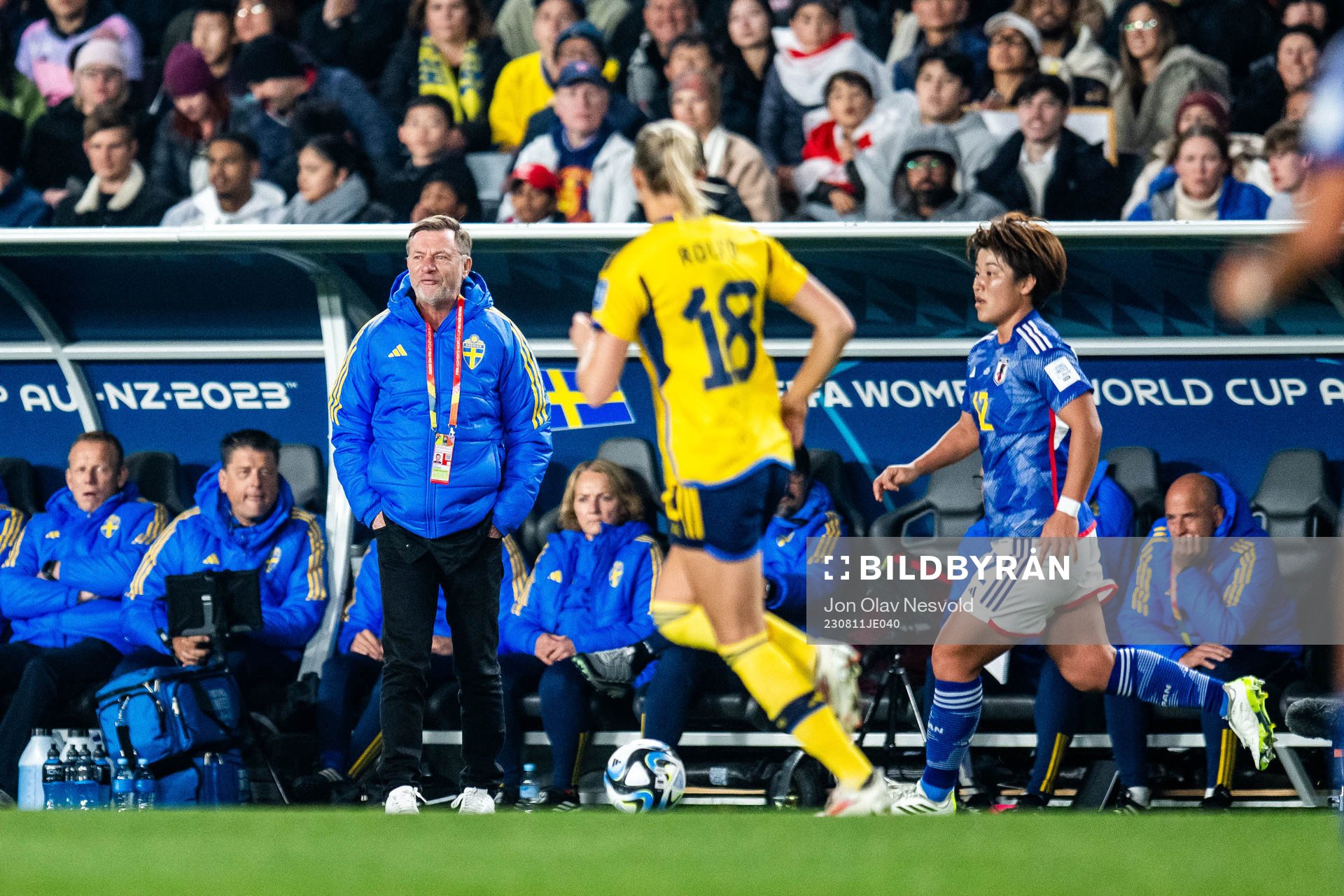 Head coach Peter Gerhardsson and Fridolina Rolfö of Sweden
