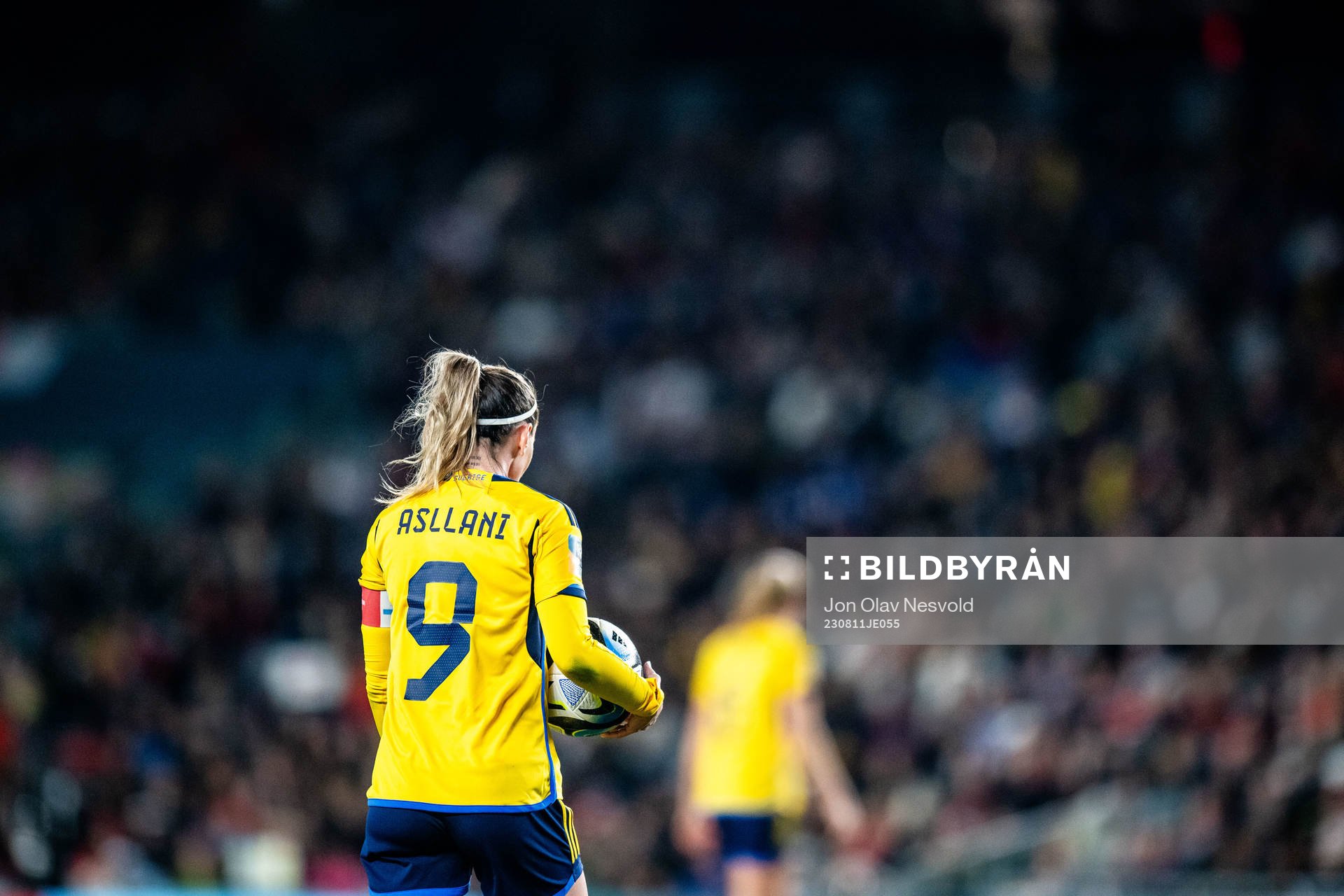 Kosovare Asllani of Sweden