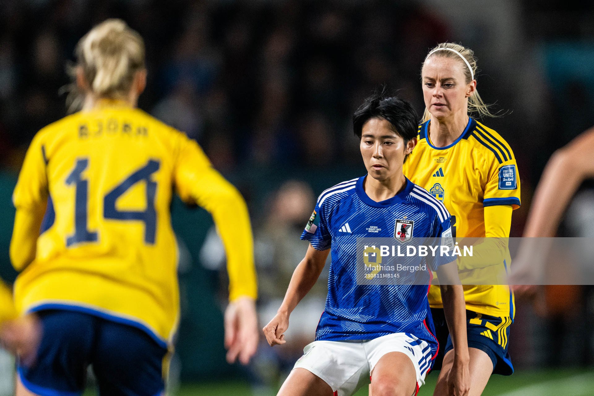 Riko Ueki of Japan and Amanda Ilestedt of Sweden