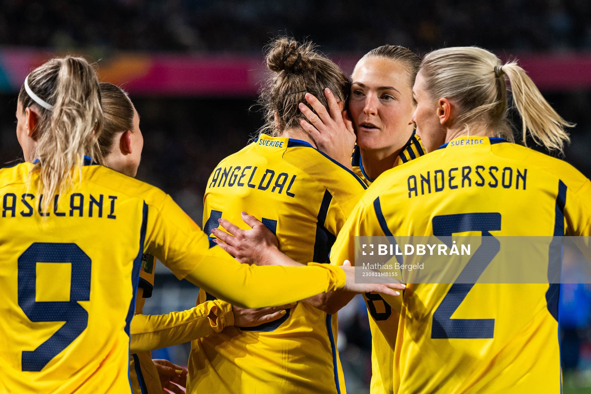 Filippa Angeldahl celebrates with Magdalena Eriksson of