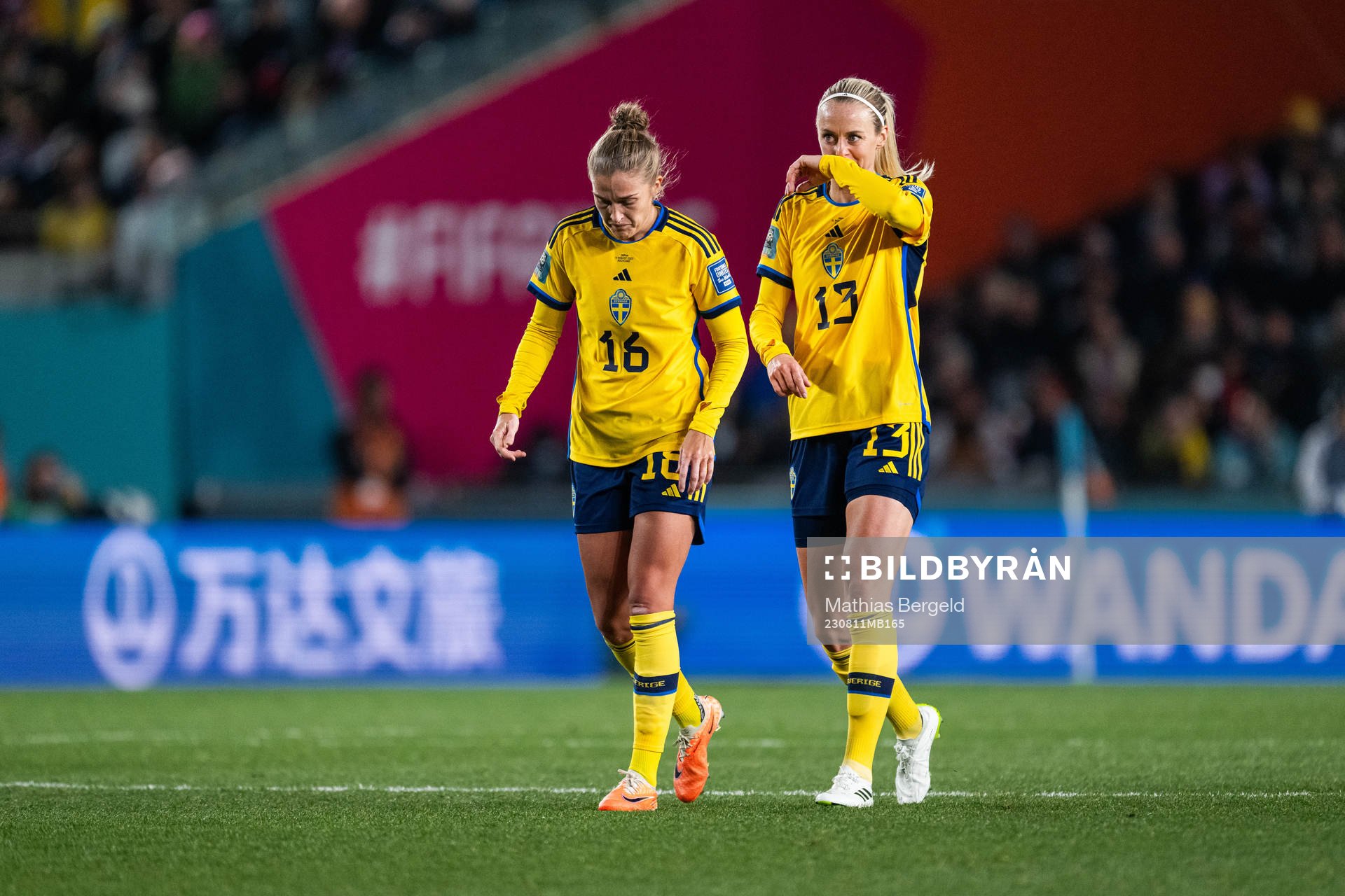 Filippa Angeldahl and Amanda Ilestedt of Sweden