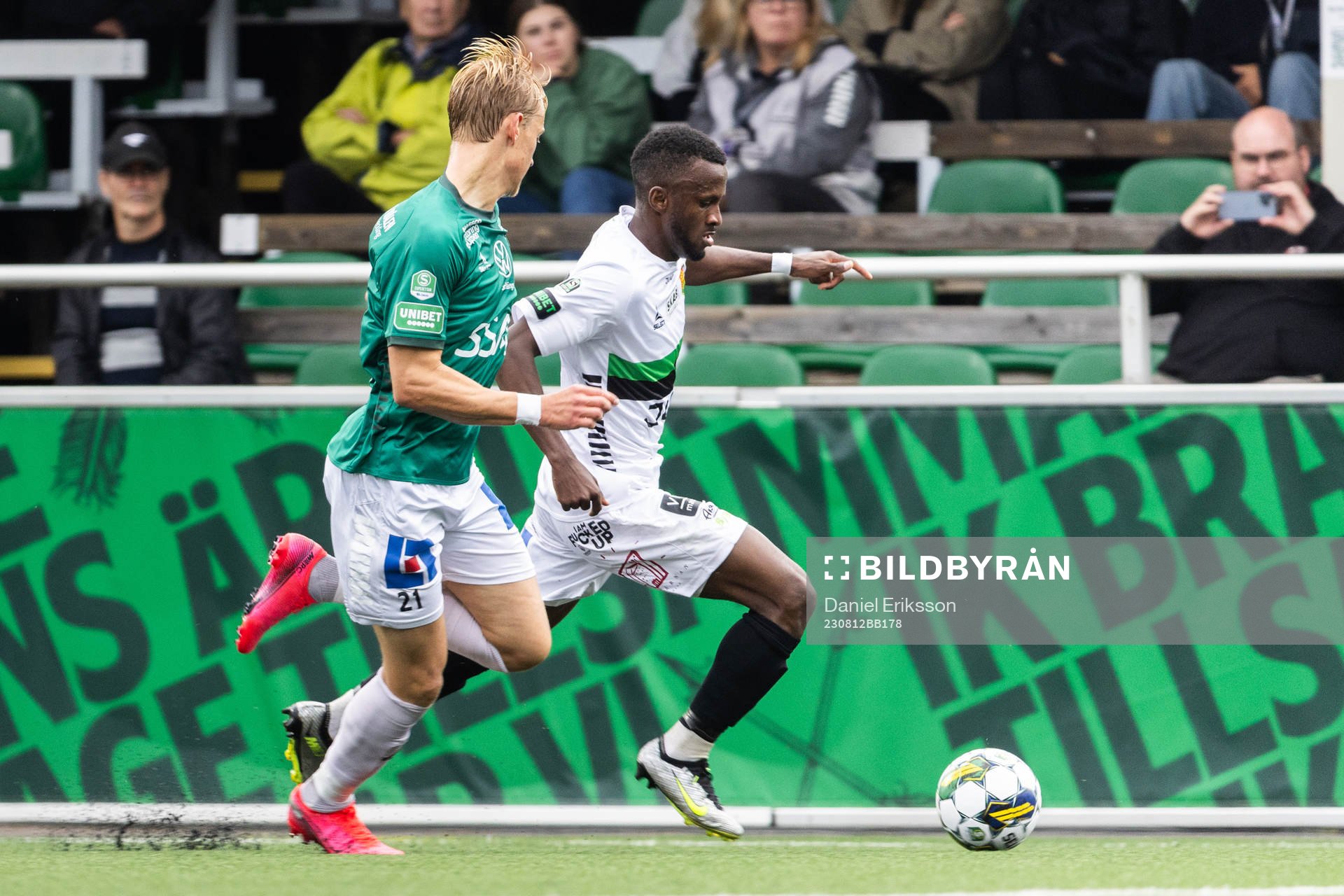 Brages Henry Sletsjøe och GAIS Richard Emeka Friday