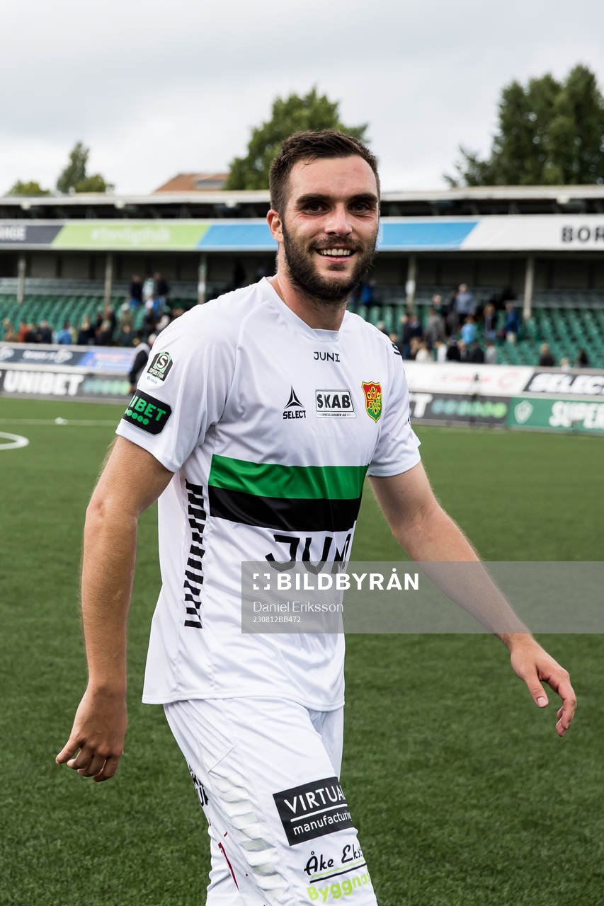 GAIS Egzon Binaku jubel