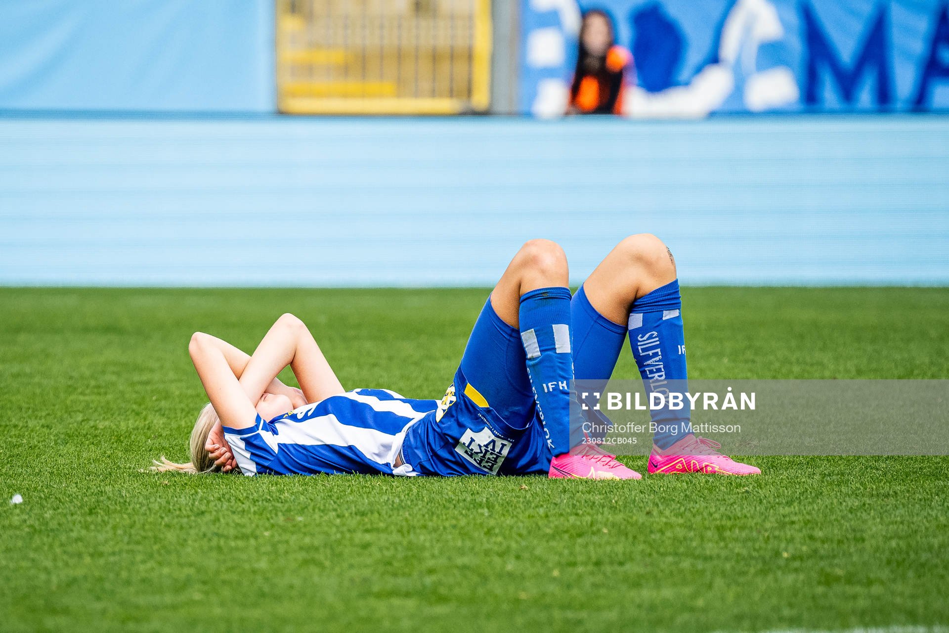 En spelare från IFK Göteborg deppar