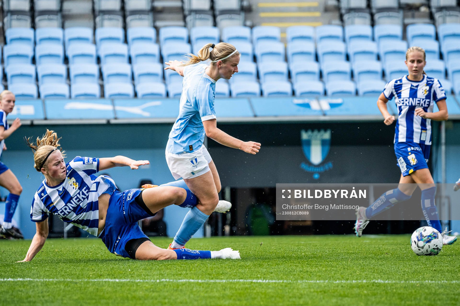 IFK Göteborgs Emma Broddheimer och Malmö FFs Amanda Kander
