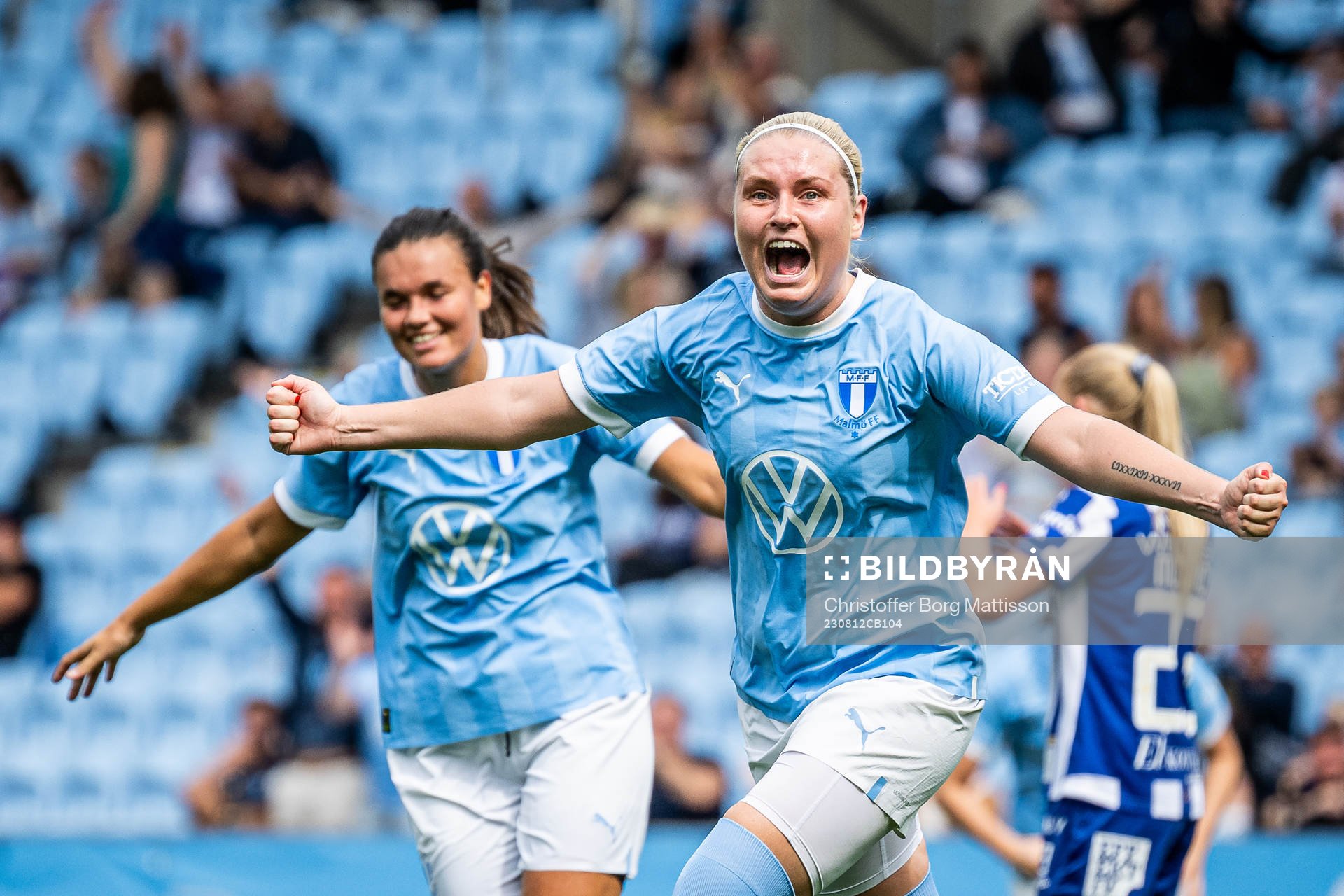 Malmö FFs Rebecka Holm jublar