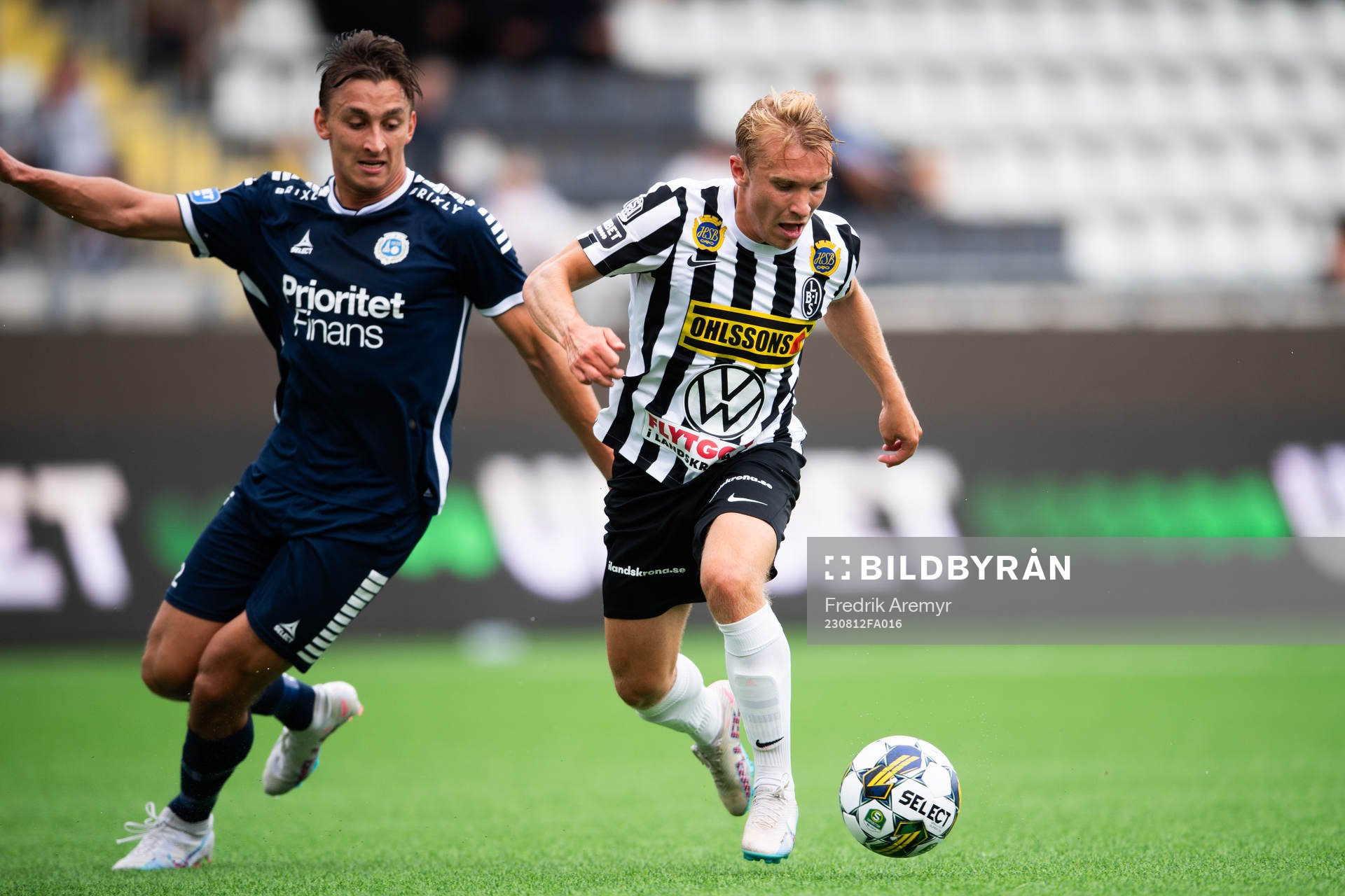 Utsiktens Predrag Randelovic och Landskronas Edvin Dahlqvist