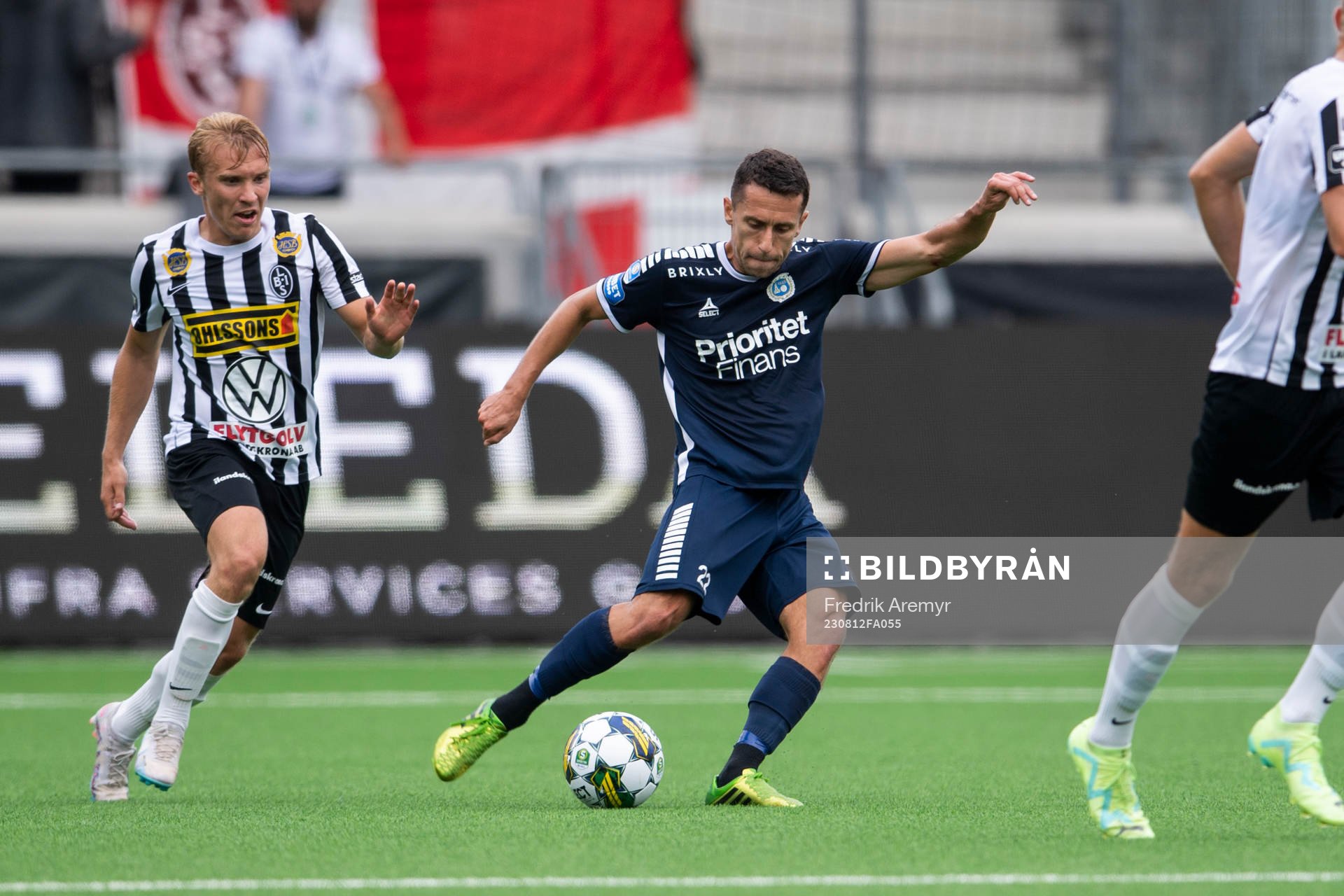 Landskronas Edvin Dahlqvist och Utsiktens Predrag Randelovic