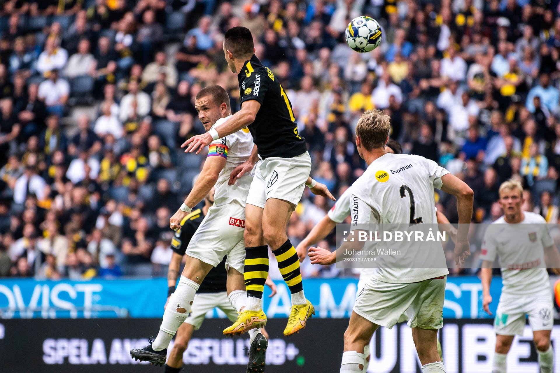 Brommapojkarnas Amadeus Sögaard och AIKs Dino Besirovic