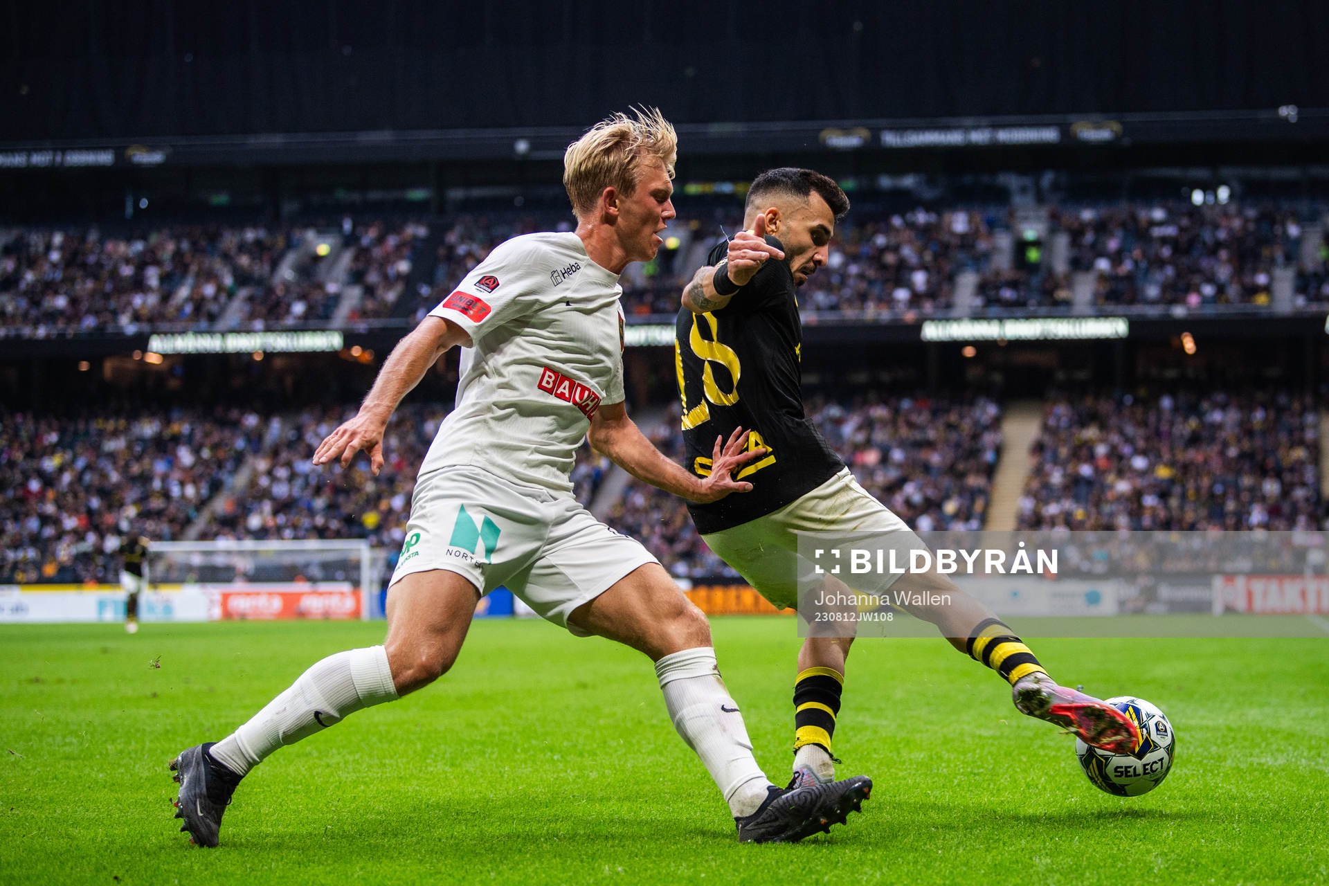 Brommapojkarnas Alexander Jensen och AIKs Ioannis Pittas