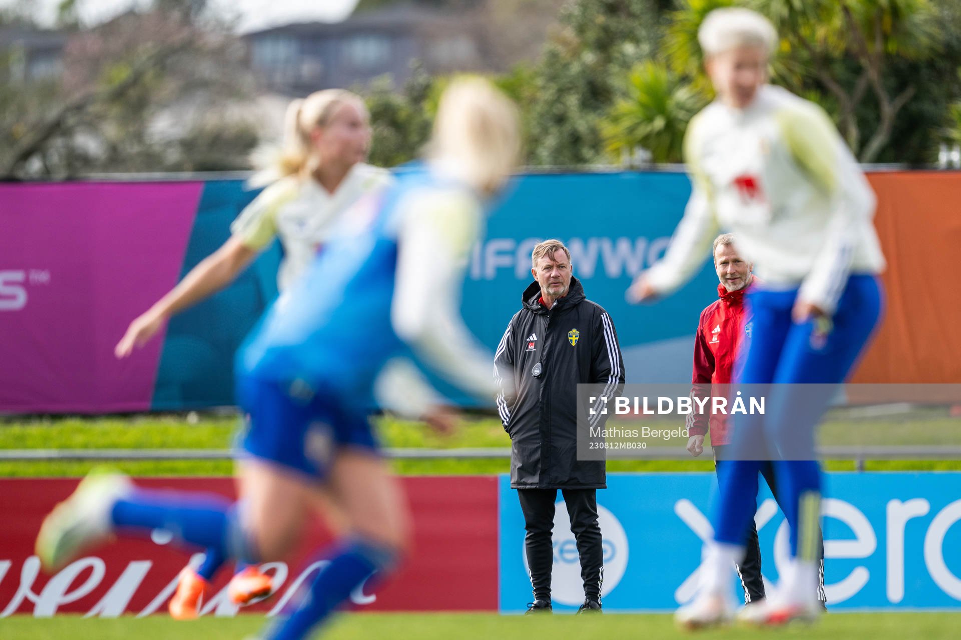 Head coach Peter Gerhardsson and performance manager Pontus Ekblom of the Swedish women's national football team at a training session during the FIFA Women's World Cup on August 12, 2023 in Auckland.