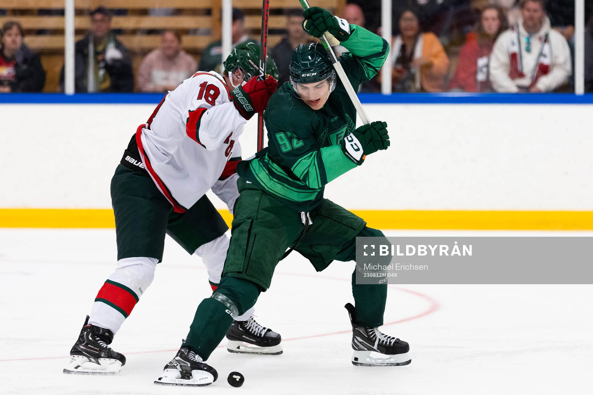 Frölundas Linus Öberg och Färjestads Liam Öhgren
