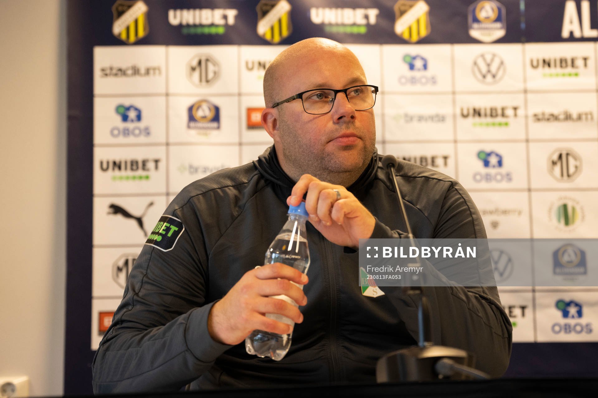 Varbergs tränare Martin Skogman  på presskonferensen