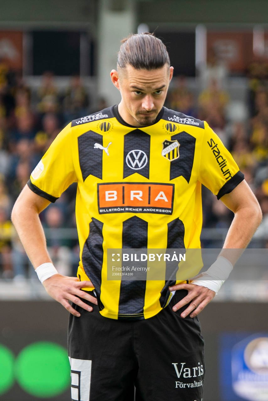 Häckens Amor Layouni