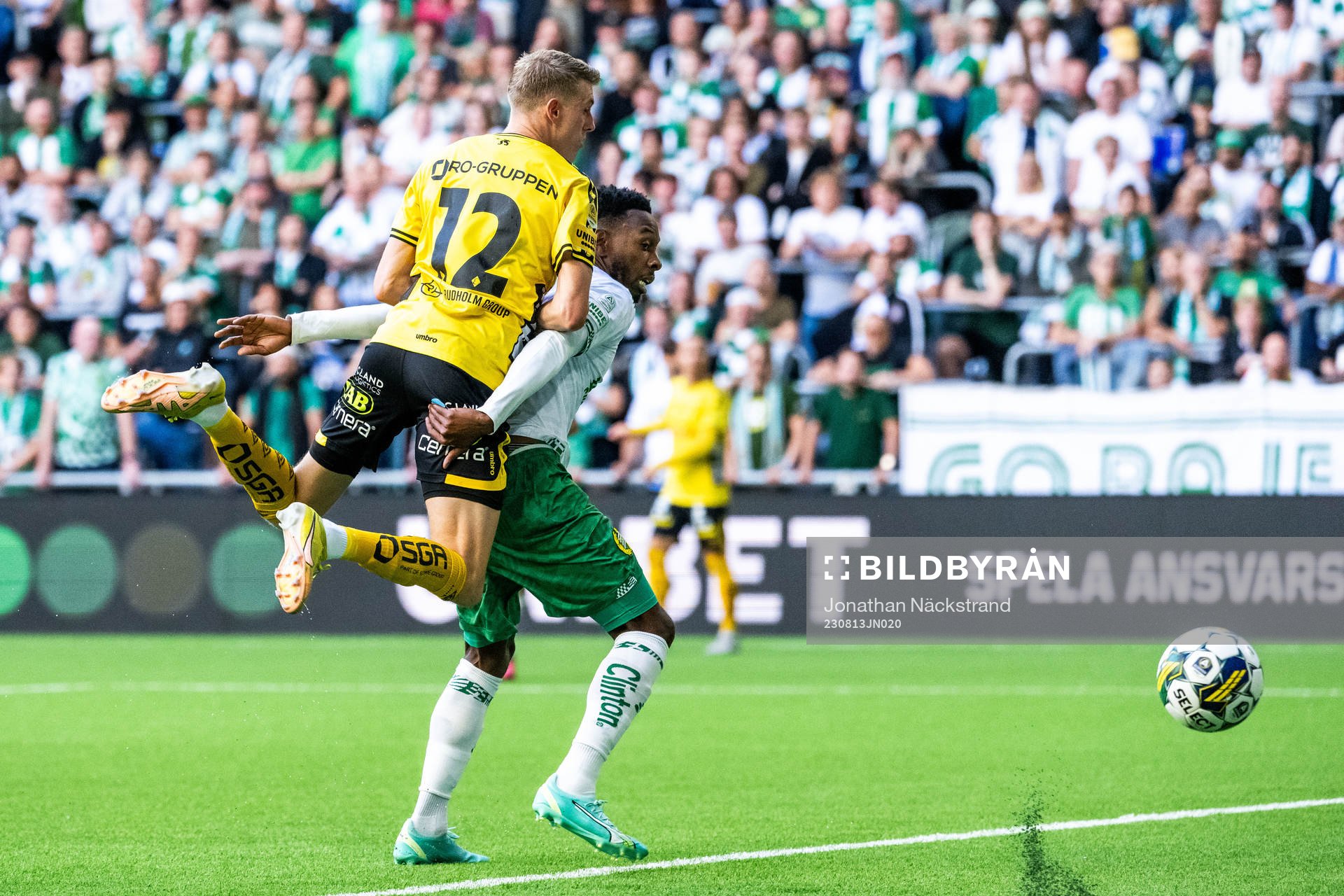 Elfsborgs Alexander Bernhardsson och Hammarbys Shaquille